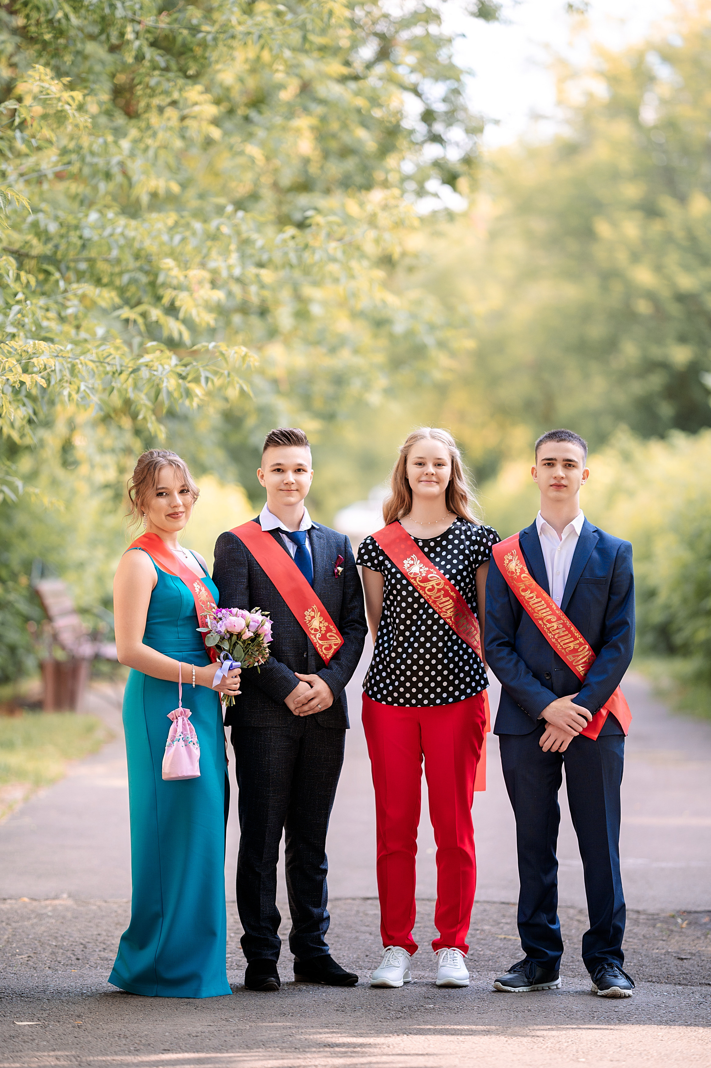 ВЫПУСКНОЙ 11А шк106. Семейный, свадебный, школьный фотограф в Железногорске Целуев Андрей