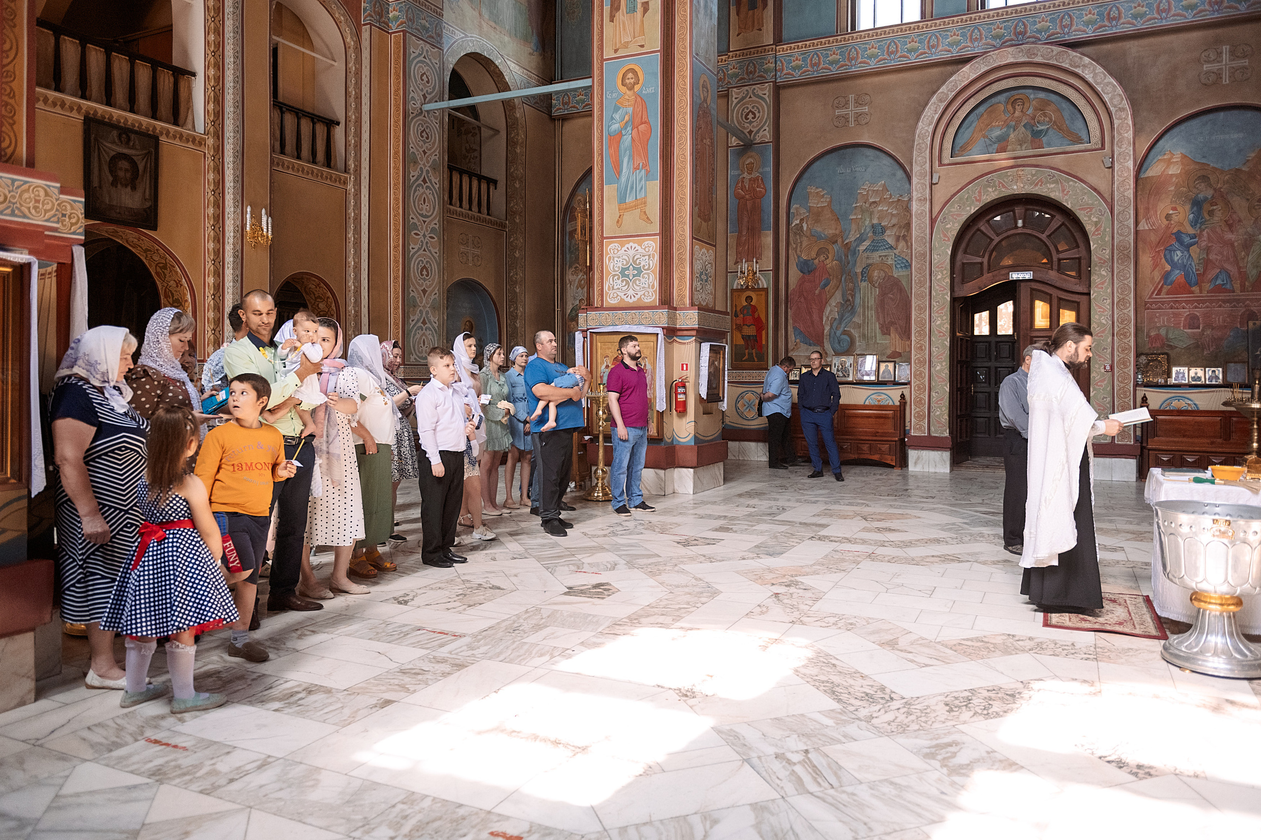 Крещение Артема. Семейный, свадебный, школьный фотограф в Железногорске Целуев Андрей