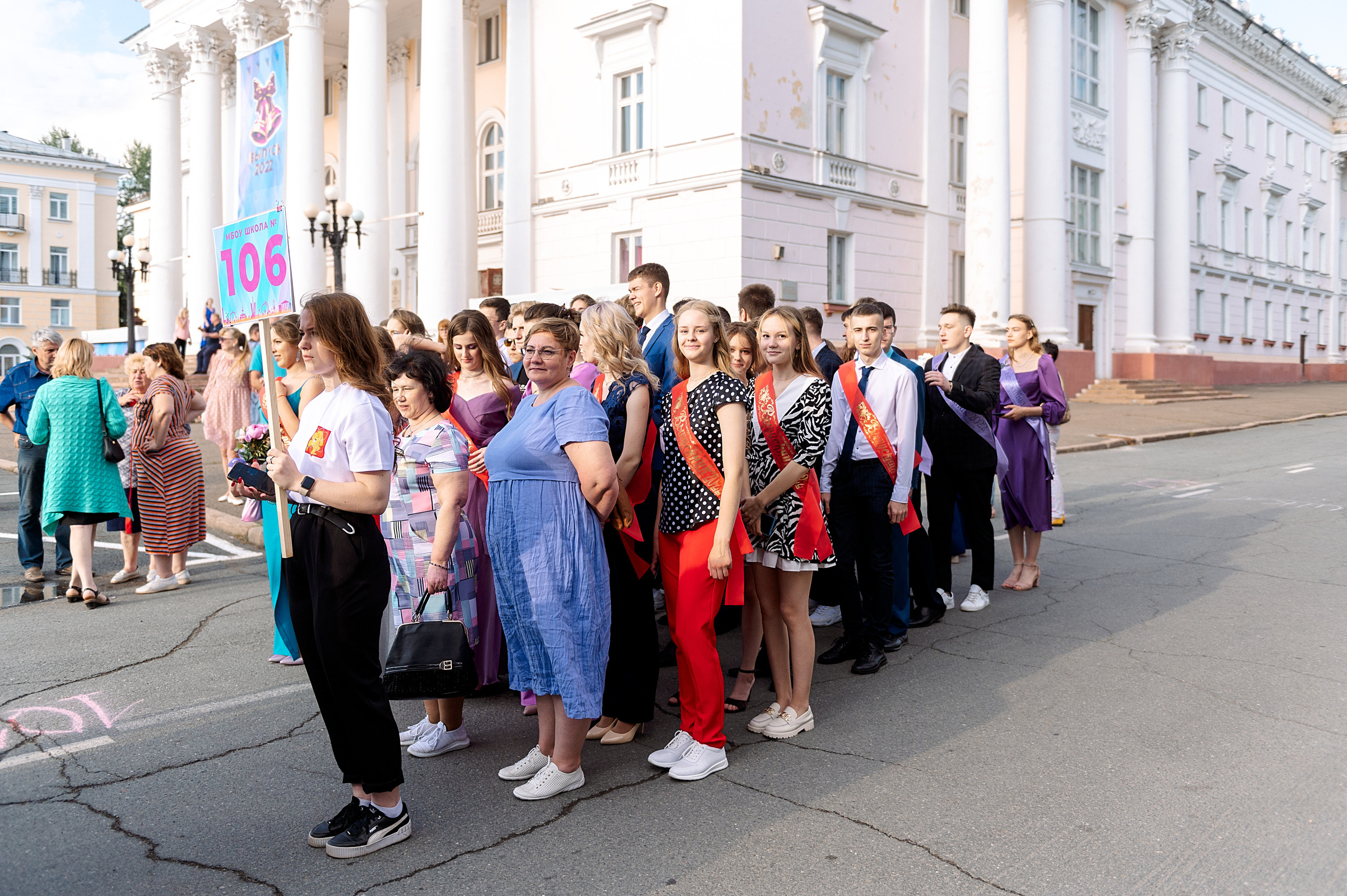 ВЫПУСКНОЙ 11А шк106. Семейный, свадебный, школьный фотограф в Железногорске Целуев Андрей