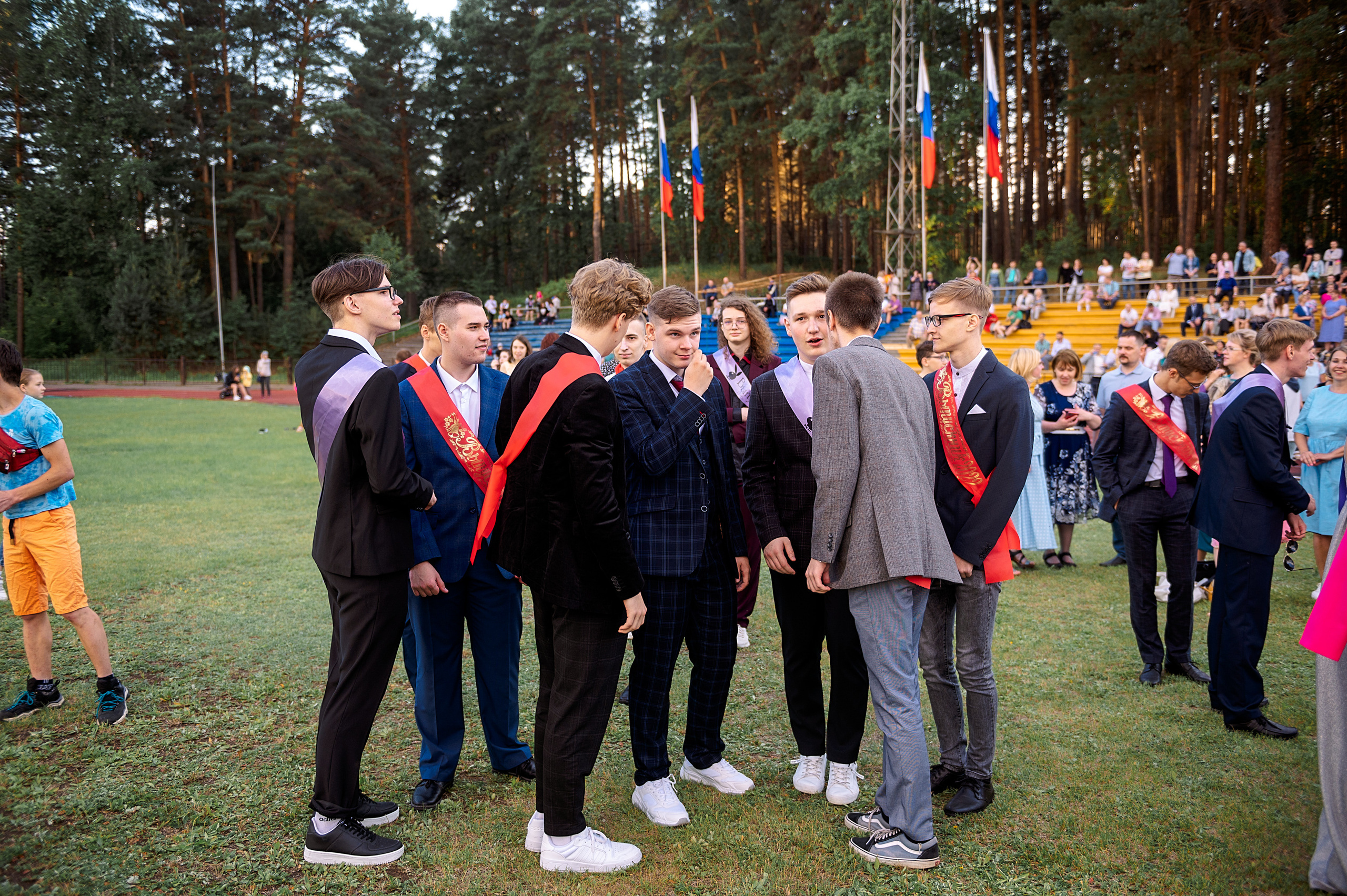 ВЫПУСКНОЙ 11А шк106. Семейный, свадебный, школьный фотограф в Железногорске Целуев Андрей