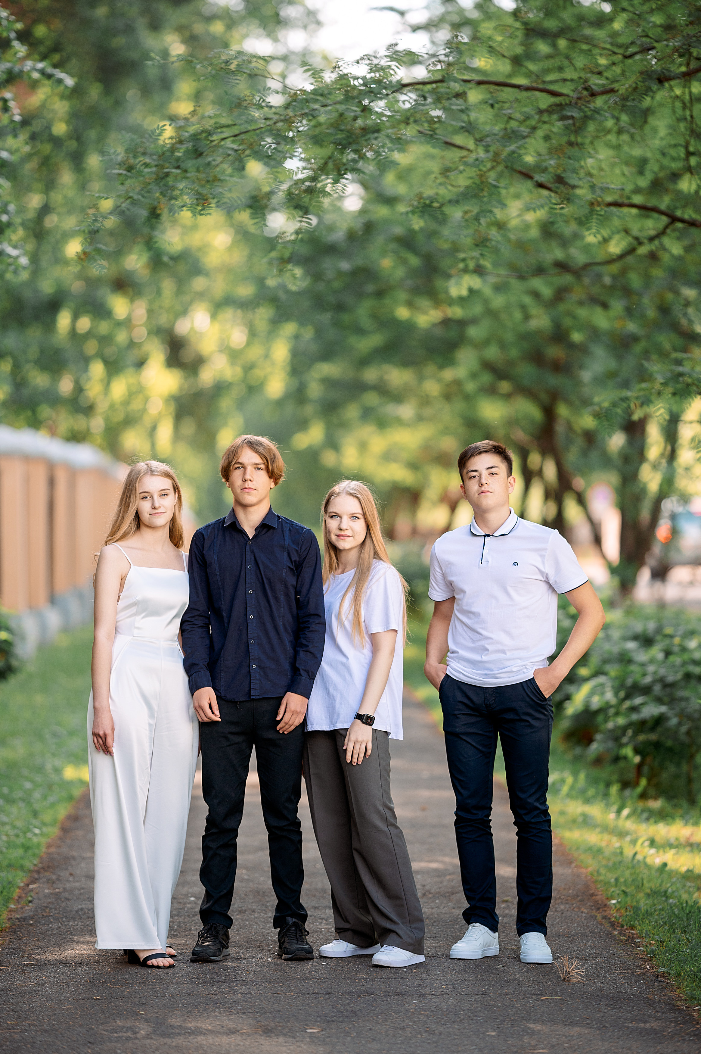 ВЫПУСКНОЙ 9кл. шк.106. Семейный, свадебный, школьный фотограф в Железногорске Целуев Андрей