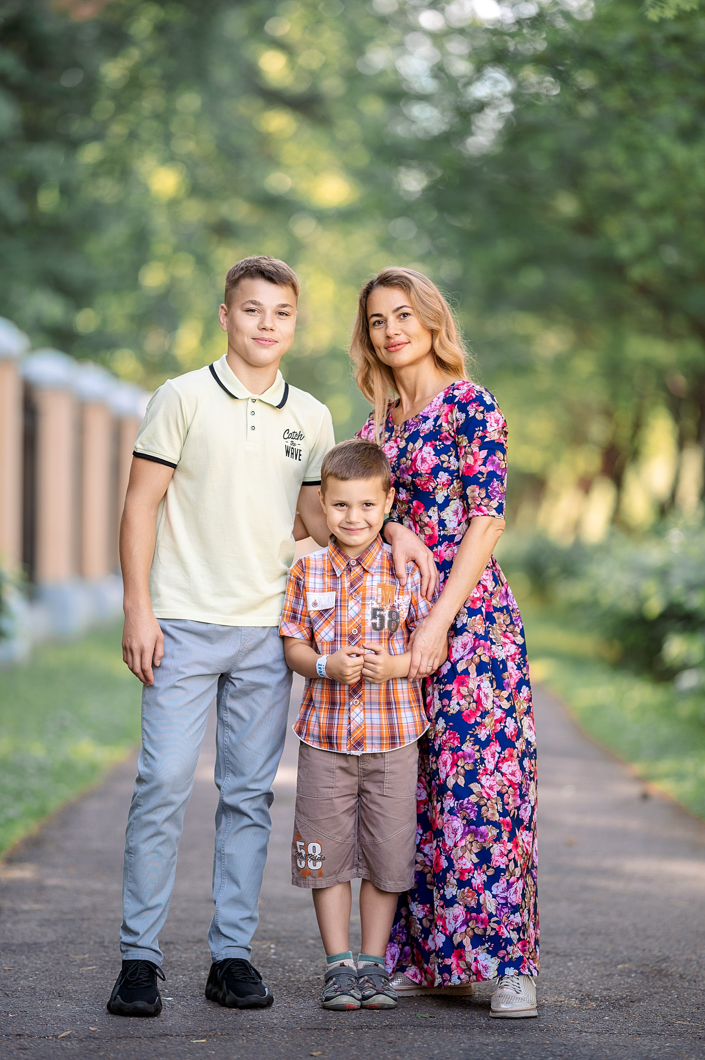 ВЫПУСКНОЙ 9кл. шк.106. Семейный, свадебный, школьный фотограф в Железногорске Целуев Андрей