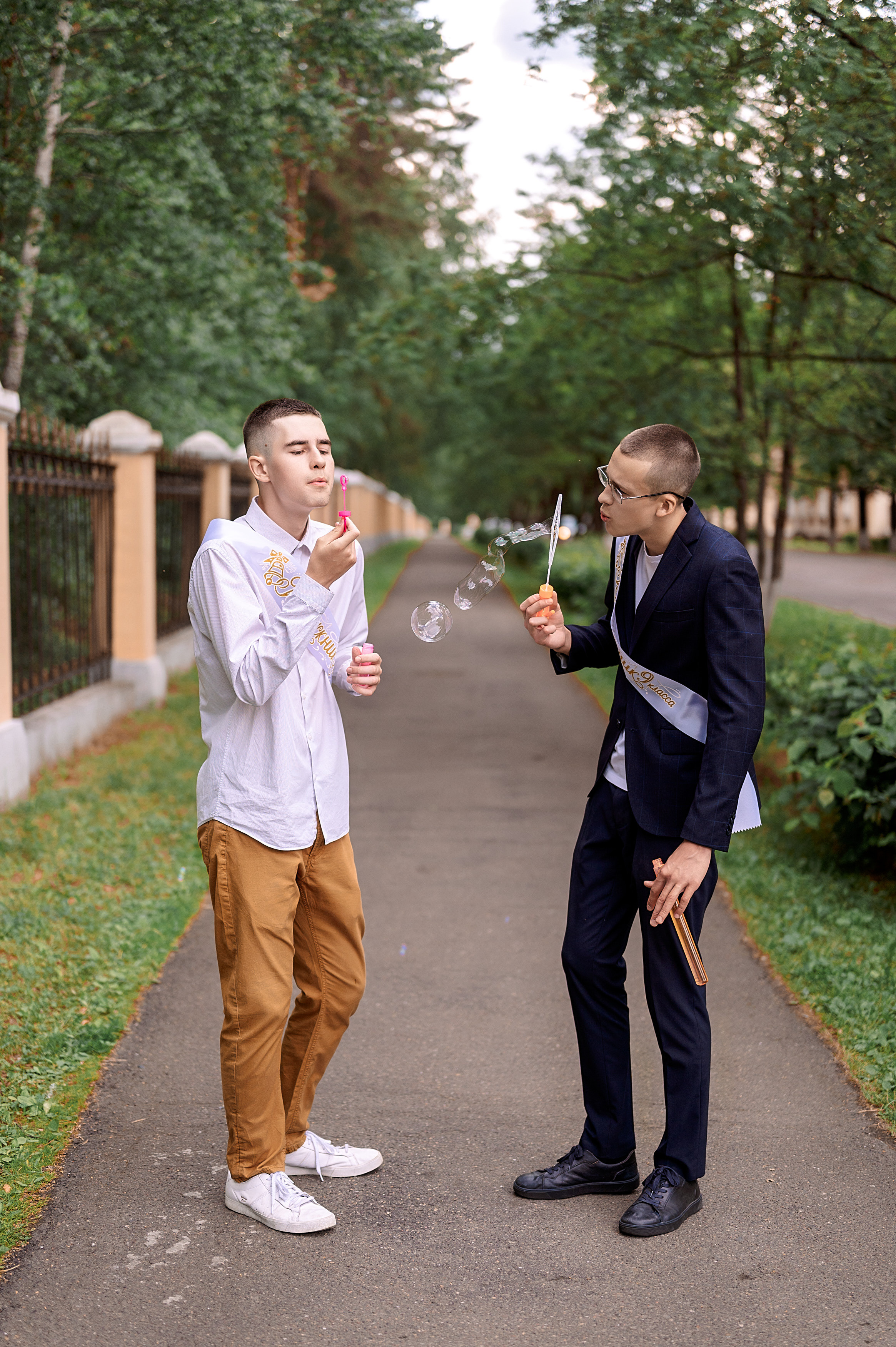 ВЫПУСКНОЙ 9кл. гимназия 91. Семейный, свадебный, школьный фотограф в Железногорске Целуев Андрей