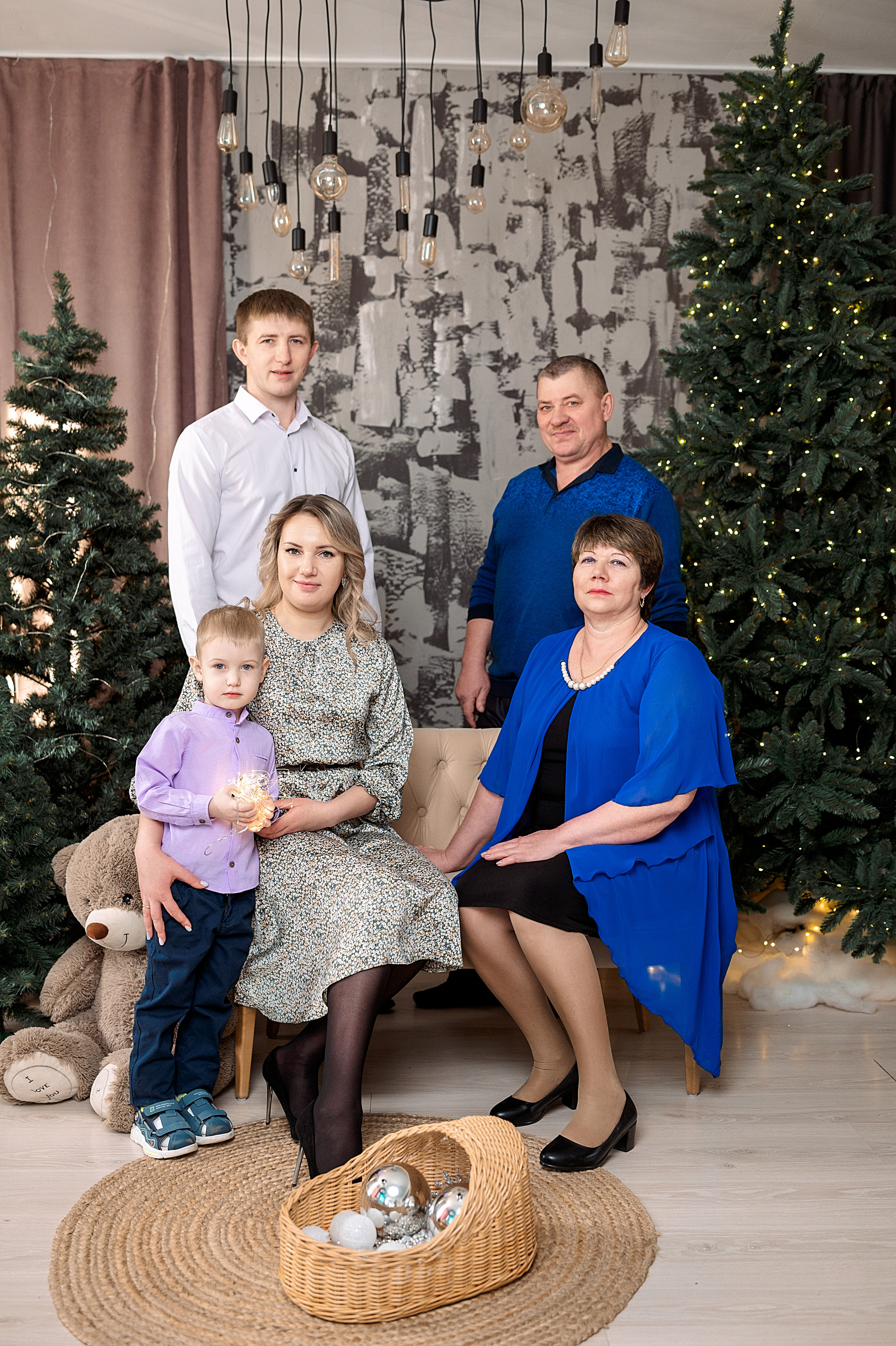 Кристина, Николай и Рома. Семейный, свадебный, школьный фотограф в Железногорске Целуев Андрей