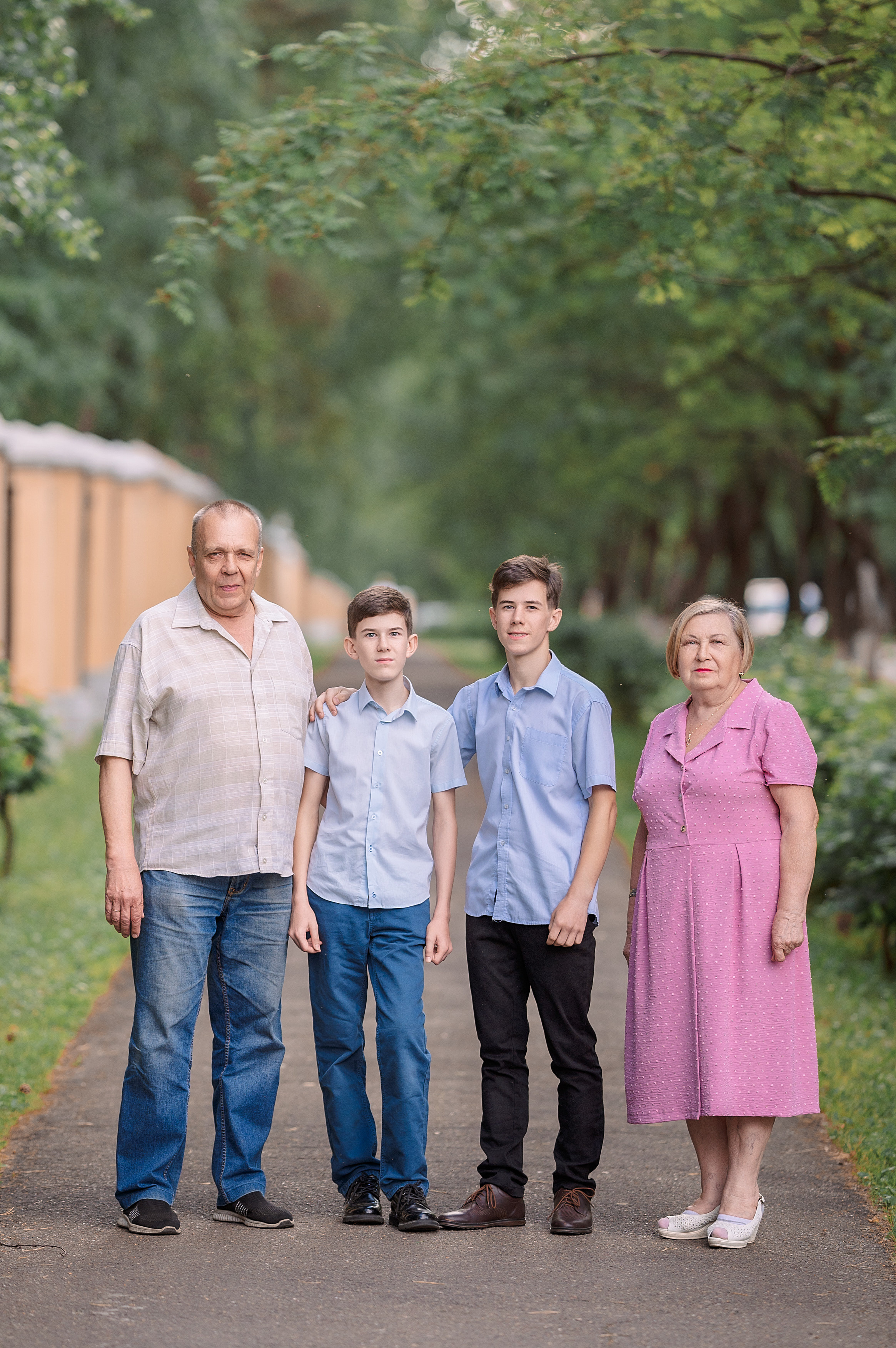 ВЫПУСКНОЙ 9кл. шк.106. Семейный, свадебный, школьный фотограф в Железногорске Целуев Андрей