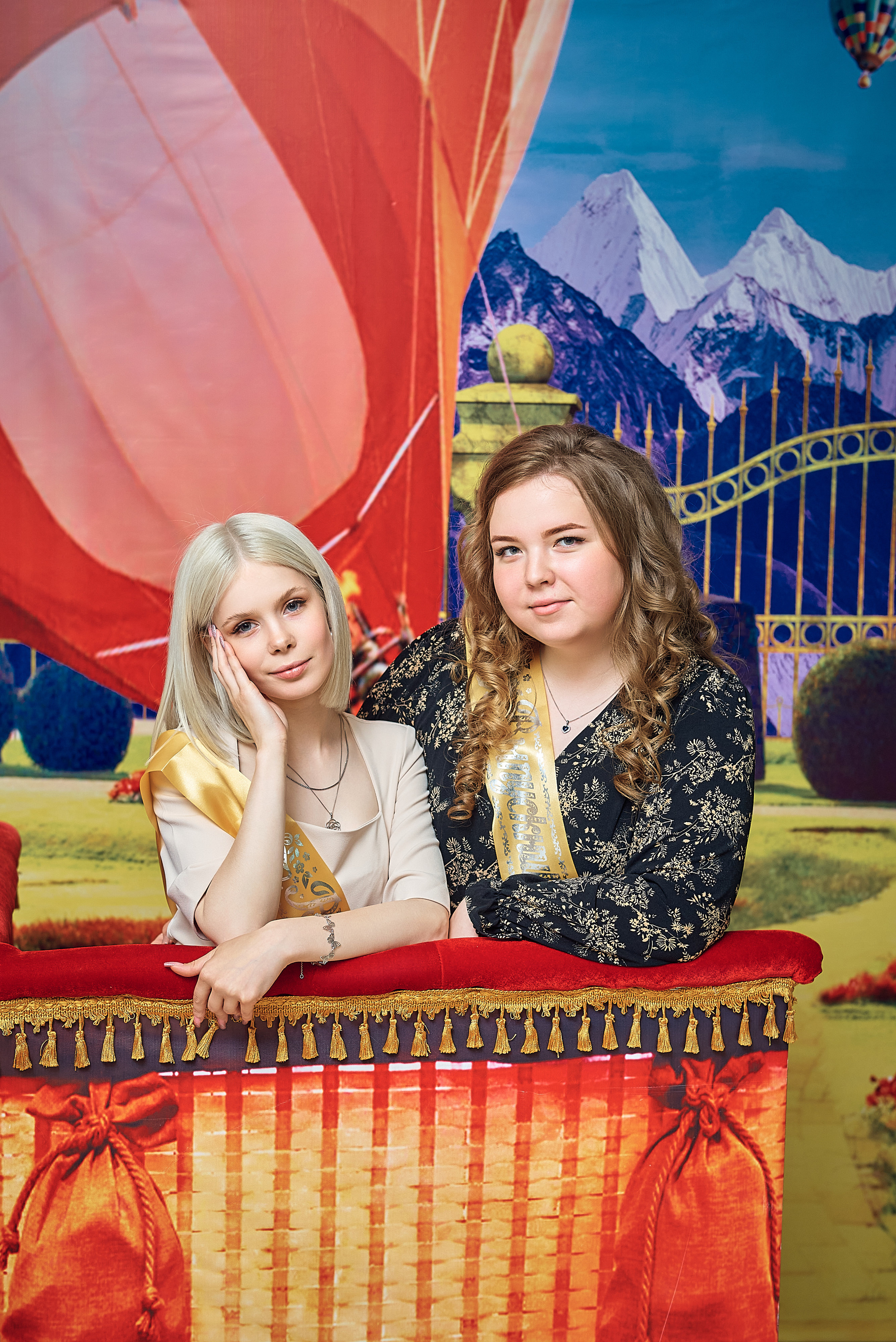 Выпускной 11 кл школа 100 2021 г. Семейный, свадебный, школьный фотограф в Железногорске Целуев Андрей