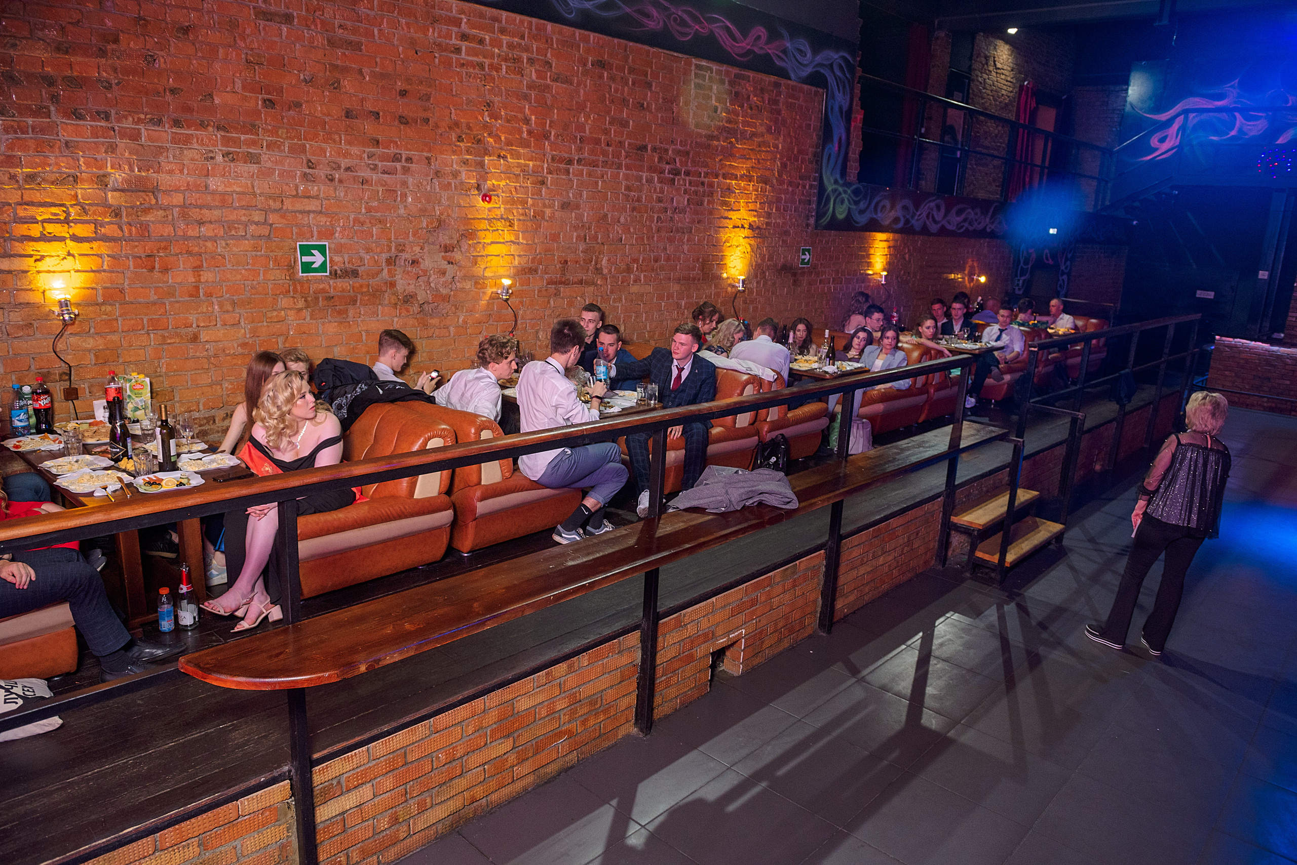 ВЫПУСКНОЙ 11А шк106. Семейный, свадебный, школьный фотограф в Железногорске Целуев Андрей