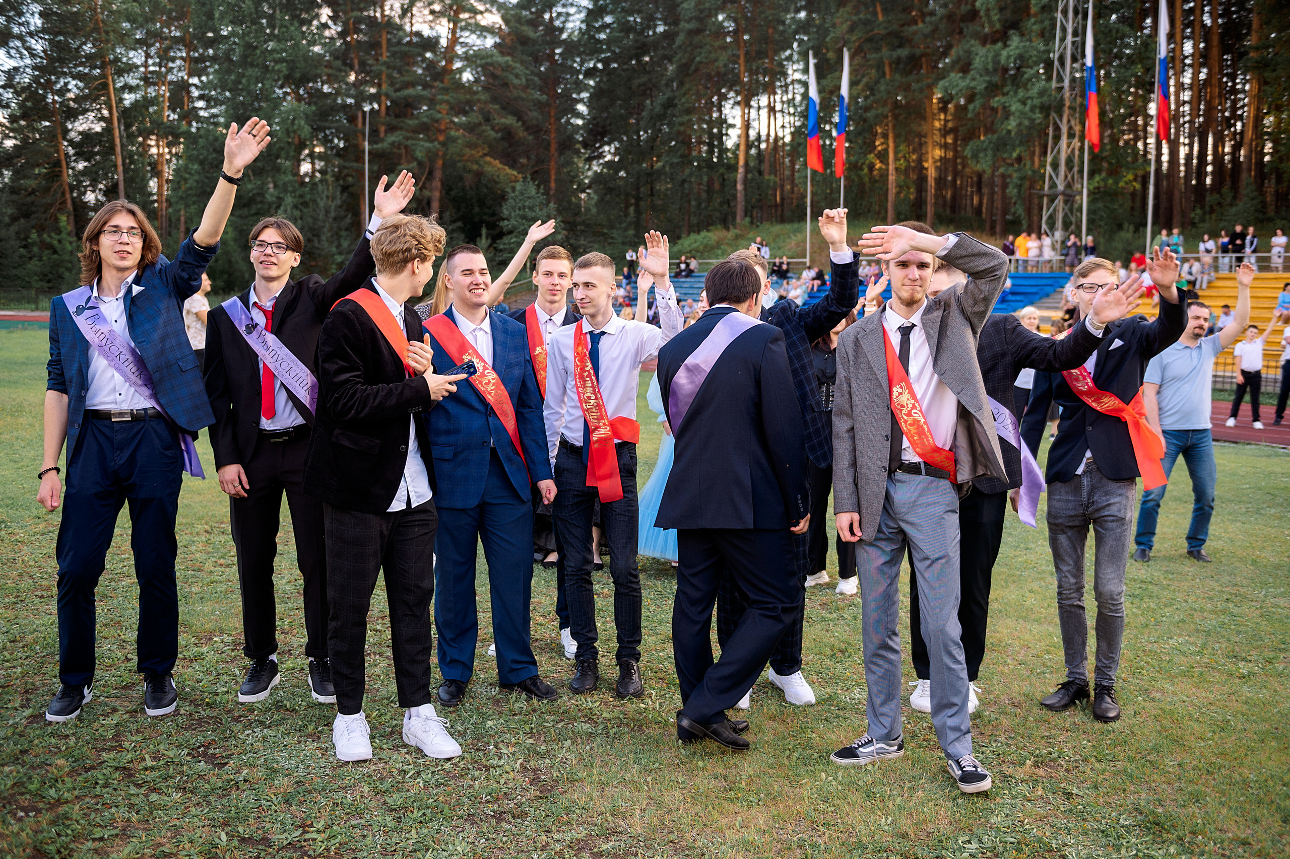 ВЫПУСКНОЙ 11А шк106. Семейный, свадебный, школьный фотограф в Железногорске Целуев Андрей