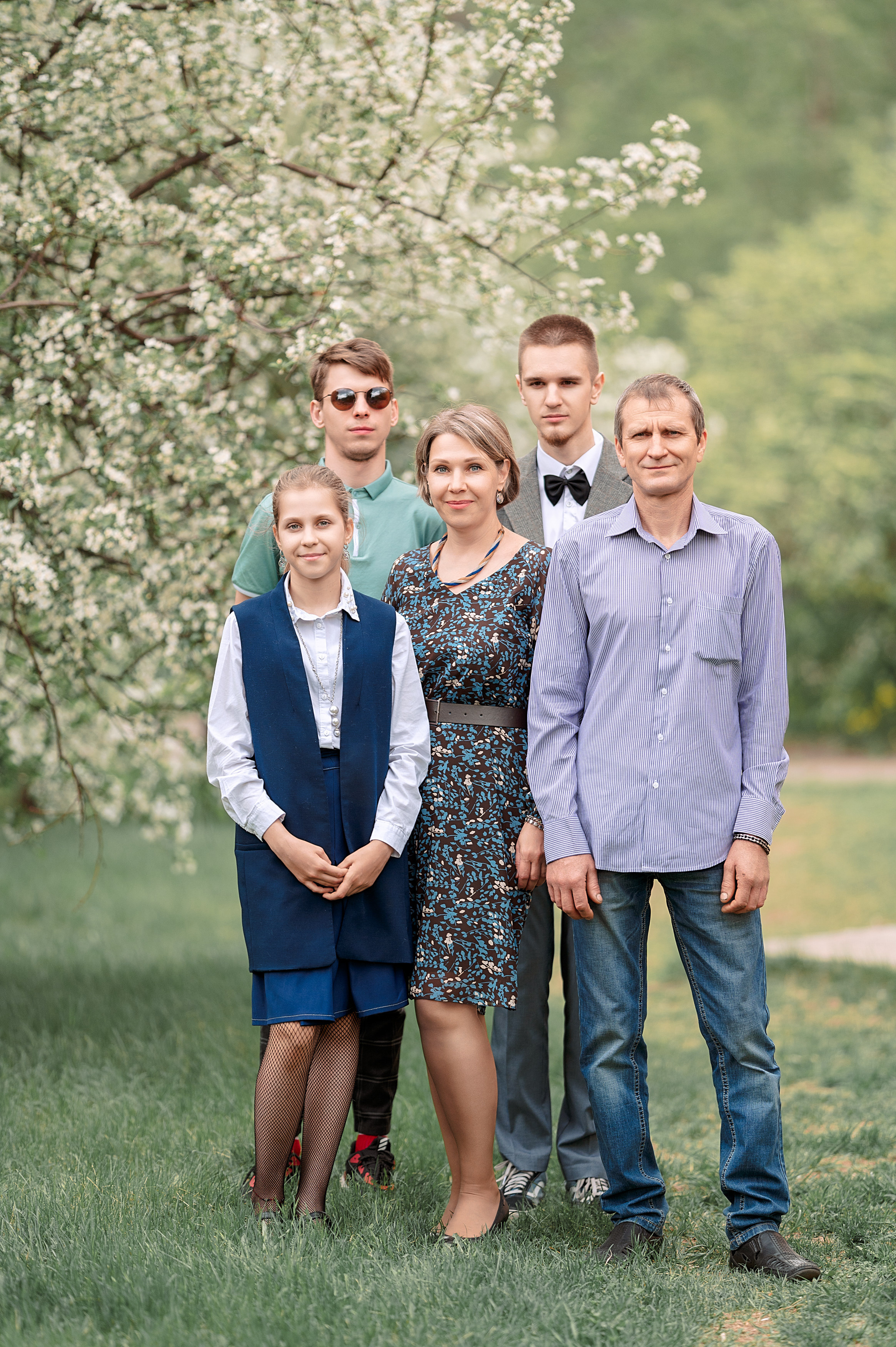 Последний звонок шк. 106 2022. Семейный, свадебный, школьный фотограф в Железногорске Целуев Андрей