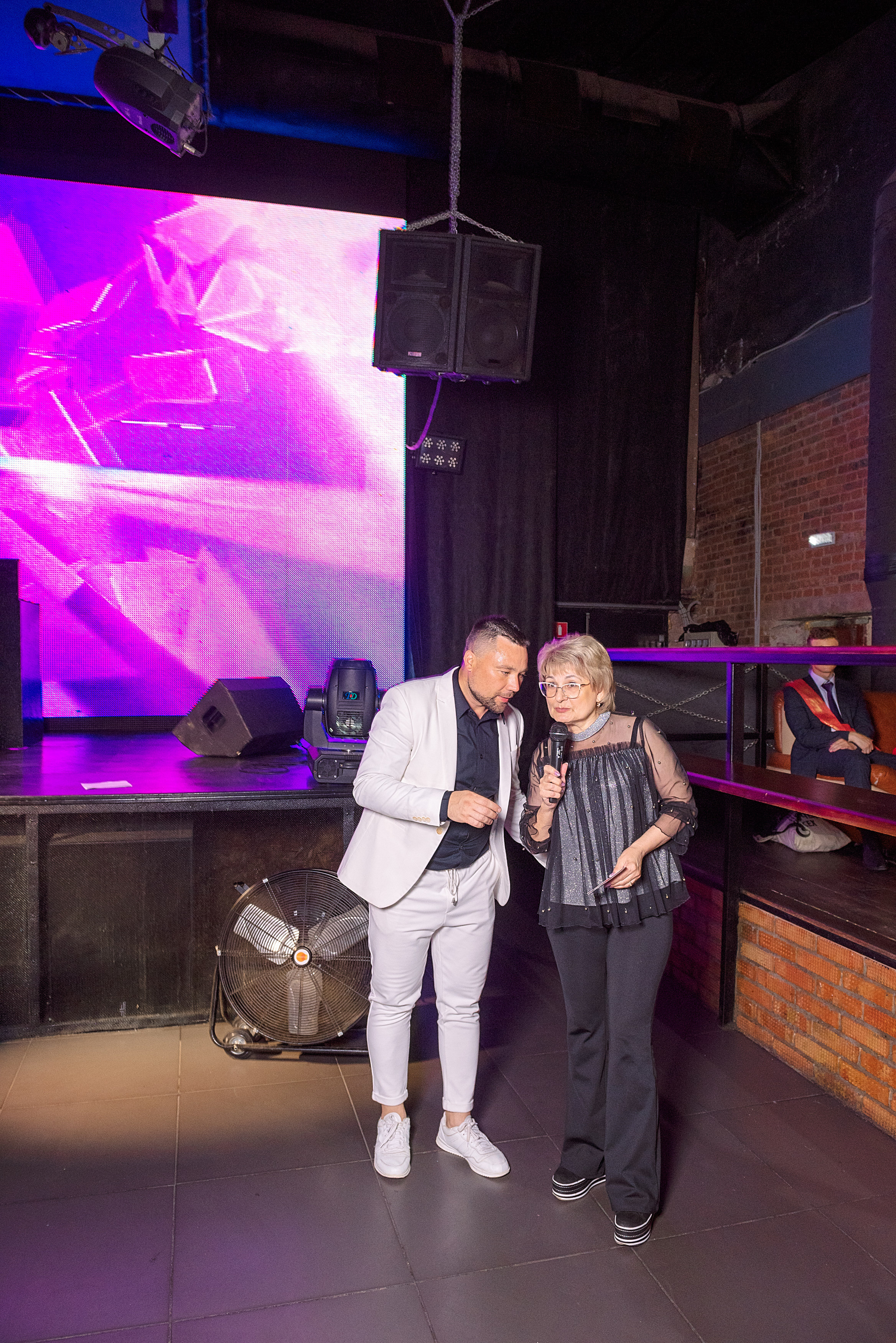 ВЫПУСКНОЙ 11А шк106. Семейный, свадебный, школьный фотограф в Железногорске Целуев Андрей