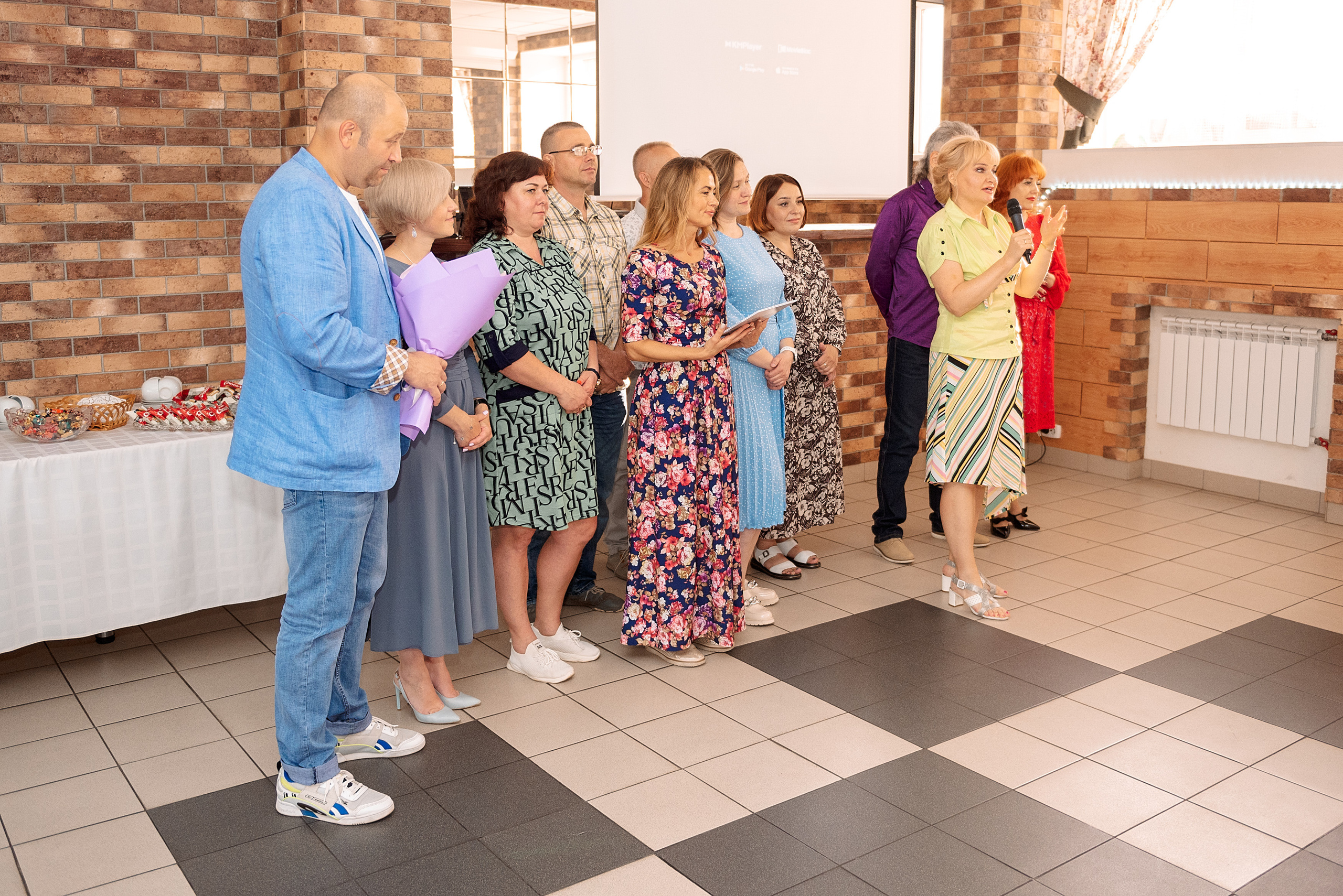 ВЫПУСКНОЙ 9кл. шк.106. Семейный, свадебный, школьный фотограф в Железногорске Целуев Андрей