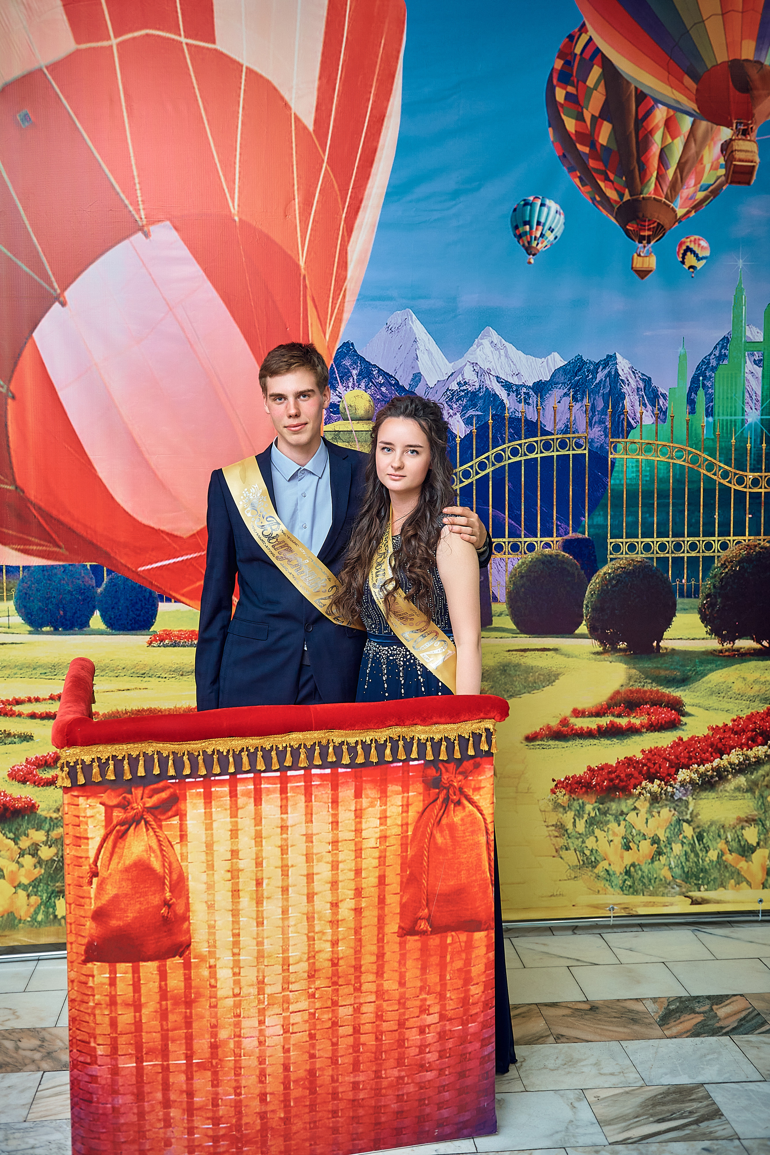 Выпускной 11 кл школа 100 2021 г. Семейный, свадебный, школьный фотограф в Железногорске Целуев Андрей