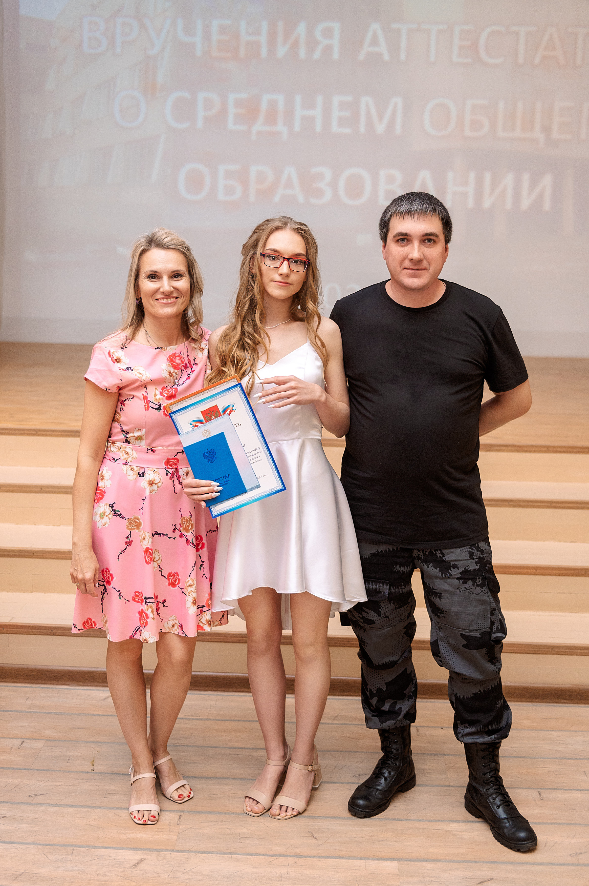 ВЫПУСКНОЙ 11А шк106. Семейный, свадебный, школьный фотограф в Железногорске Целуев Андрей