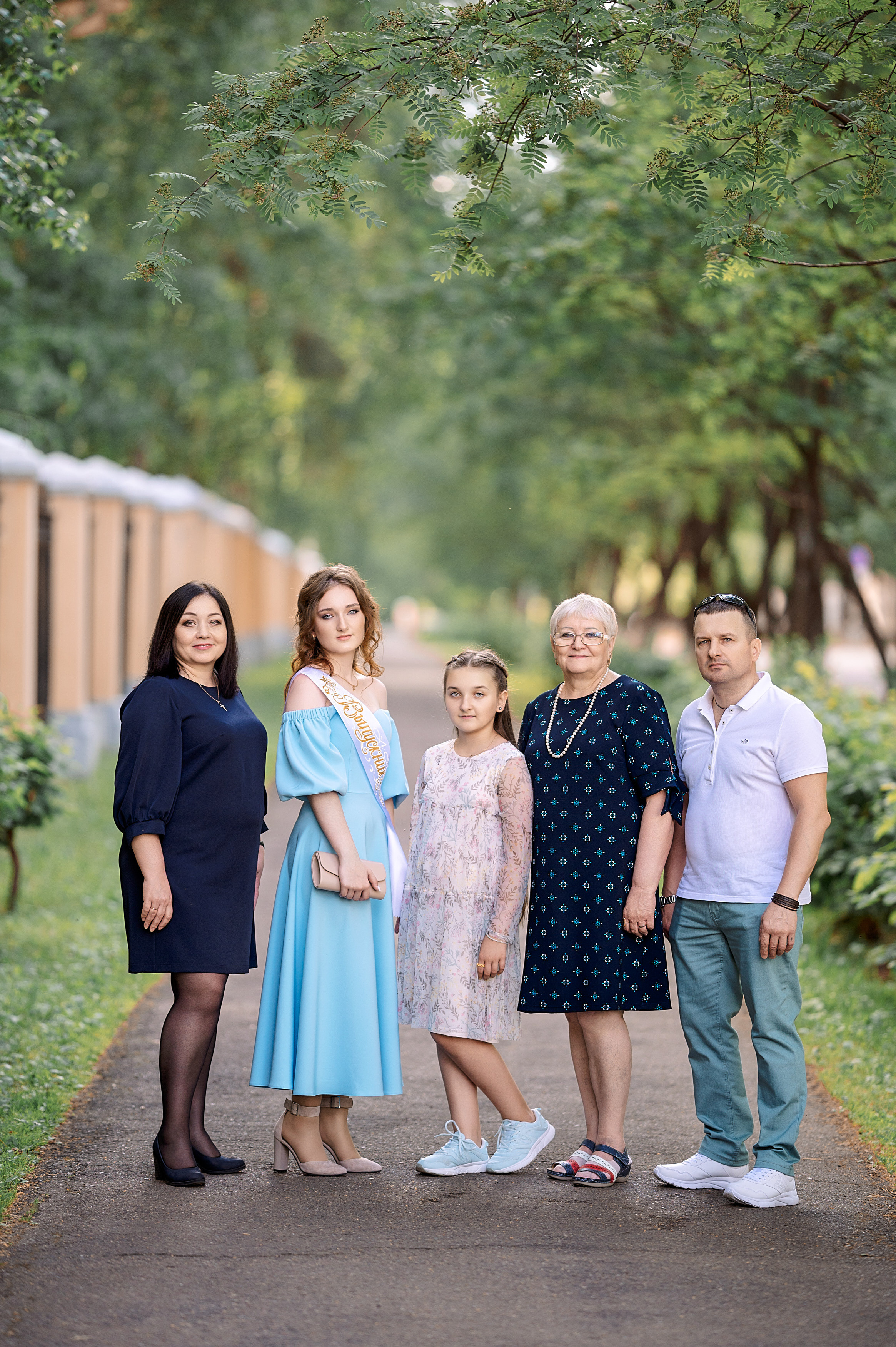 ВЫПУСКНОЙ 9кл. гимназия 91. Семейный, свадебный, школьный фотограф в Железногорске Целуев Андрей