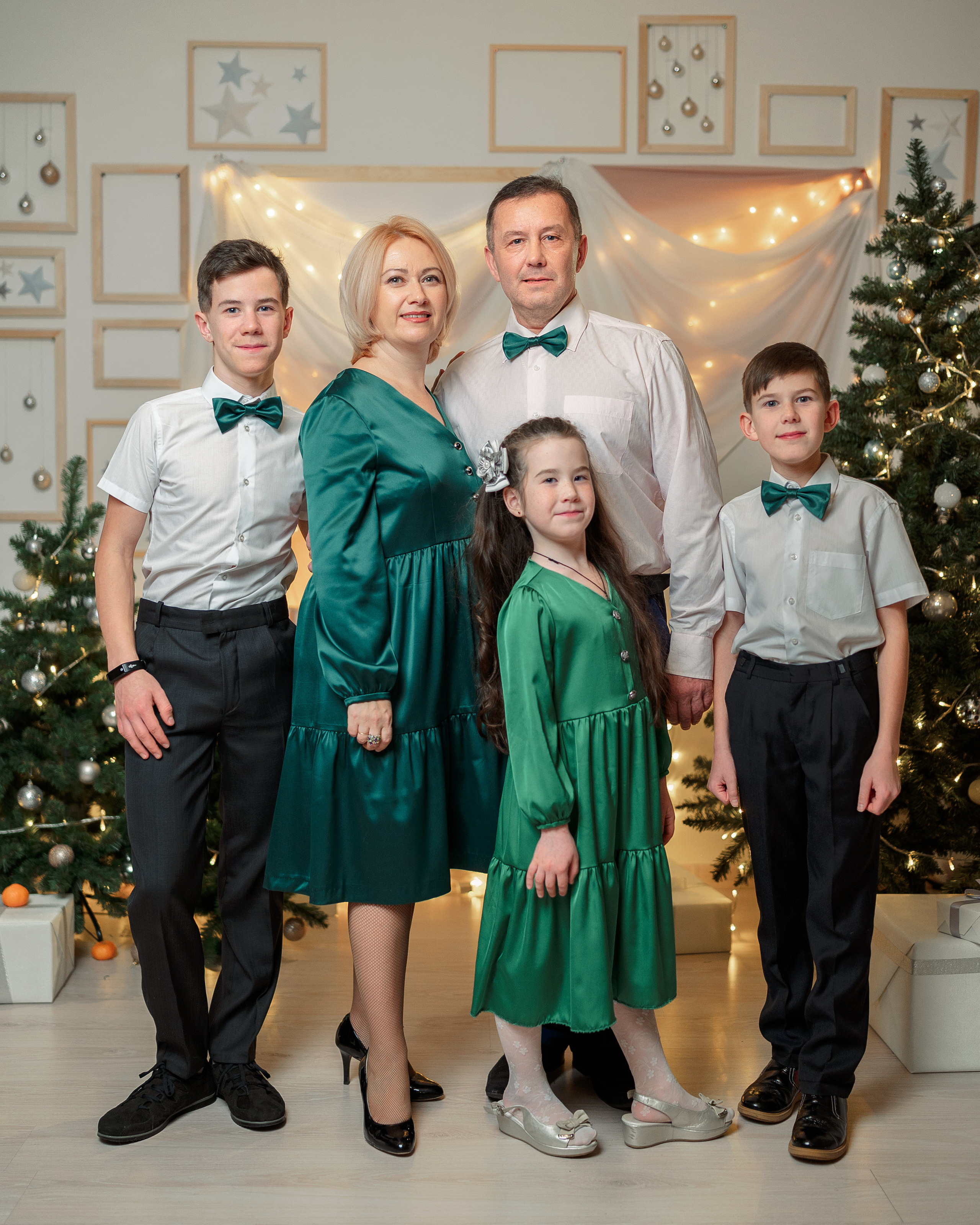 Семья Аржанниковых и Александриных. Семейный, свадебный, школьный фотограф в Железногорске Целуев Андрей