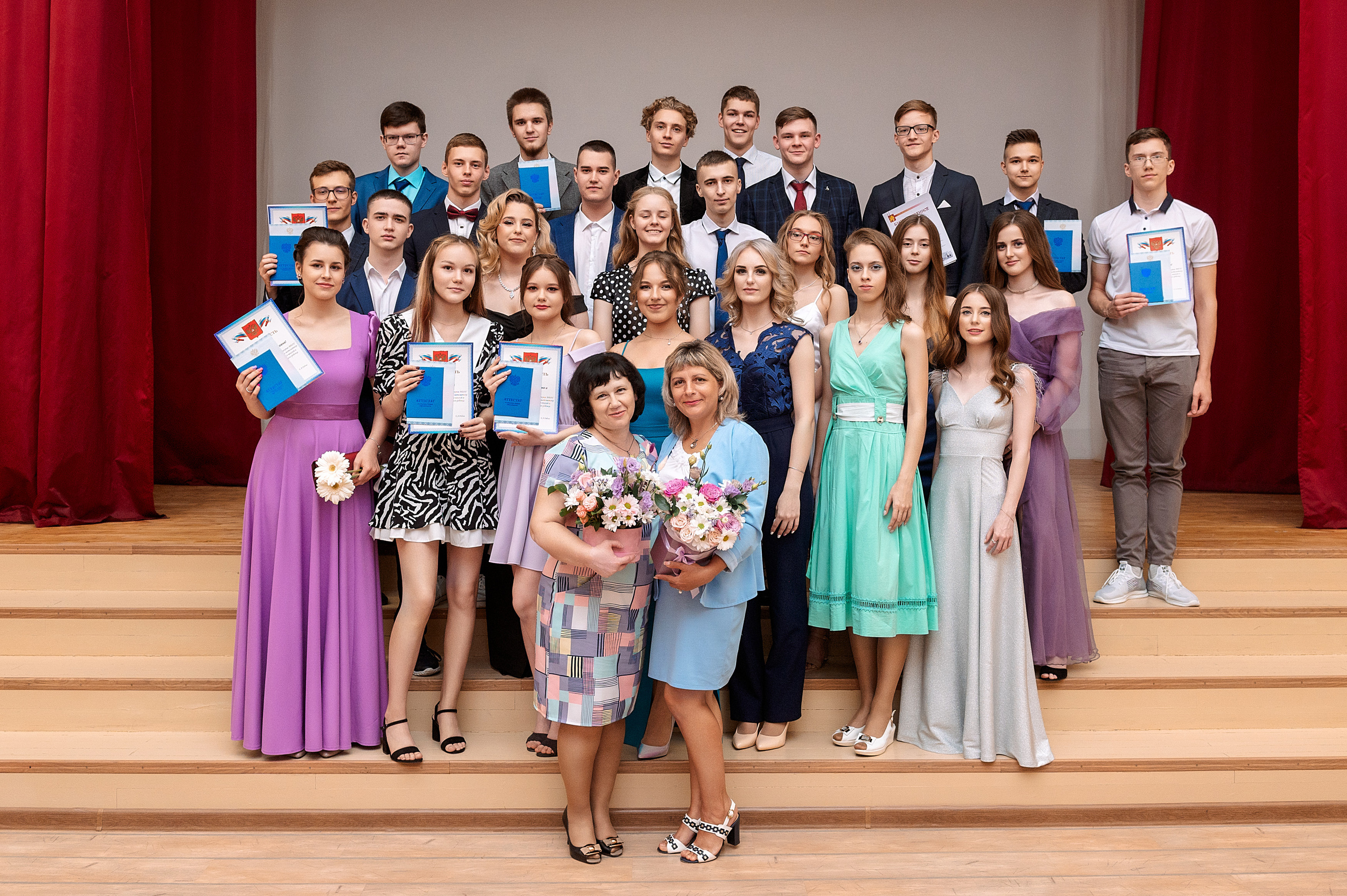 ВЫПУСКНОЙ 11А шк106. Семейный, свадебный, школьный фотограф в Железногорске Целуев Андрей