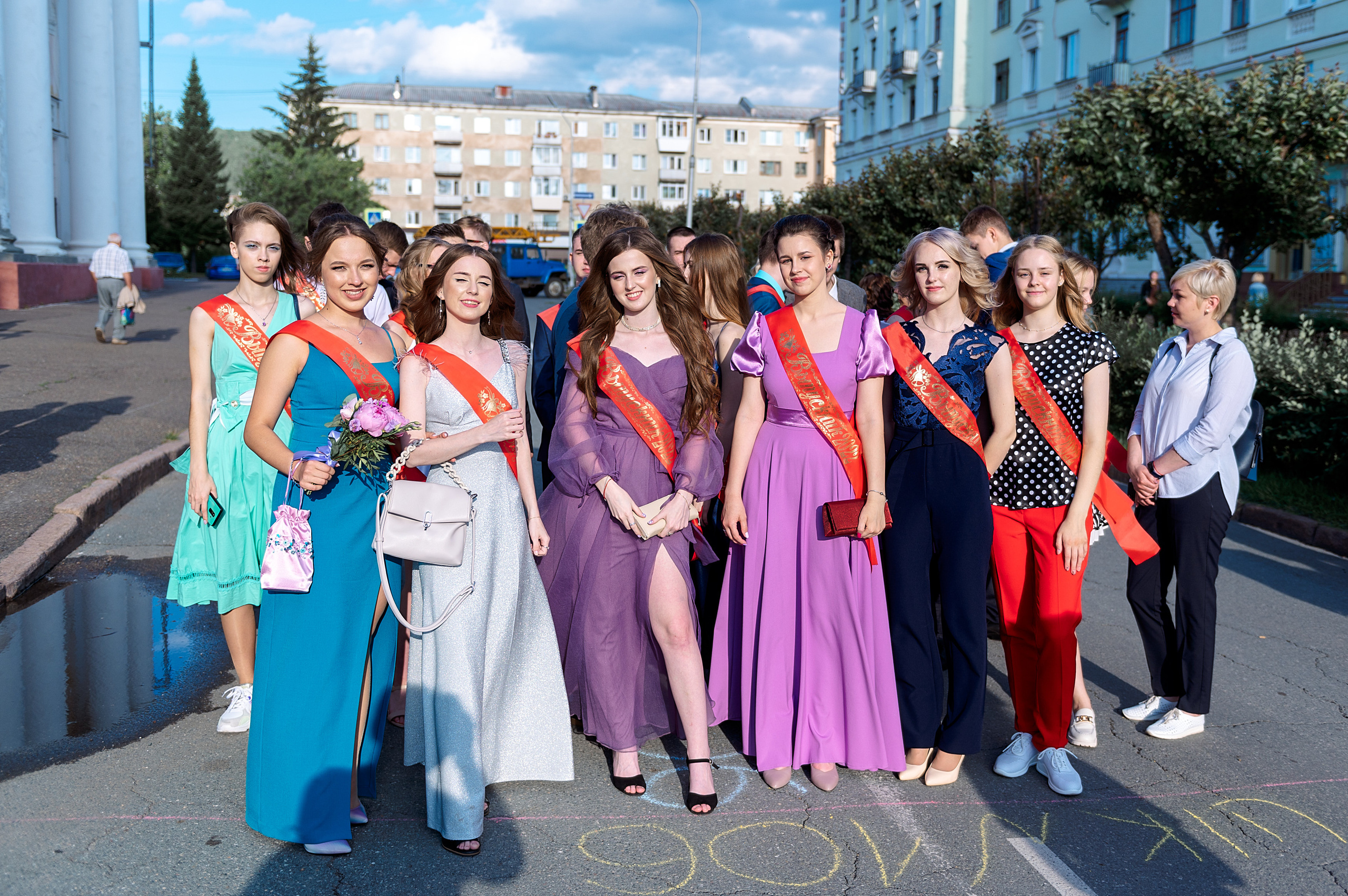 ВЫПУСКНОЙ 11А шк106. Семейный, свадебный, школьный фотограф в Железногорске Целуев Андрей