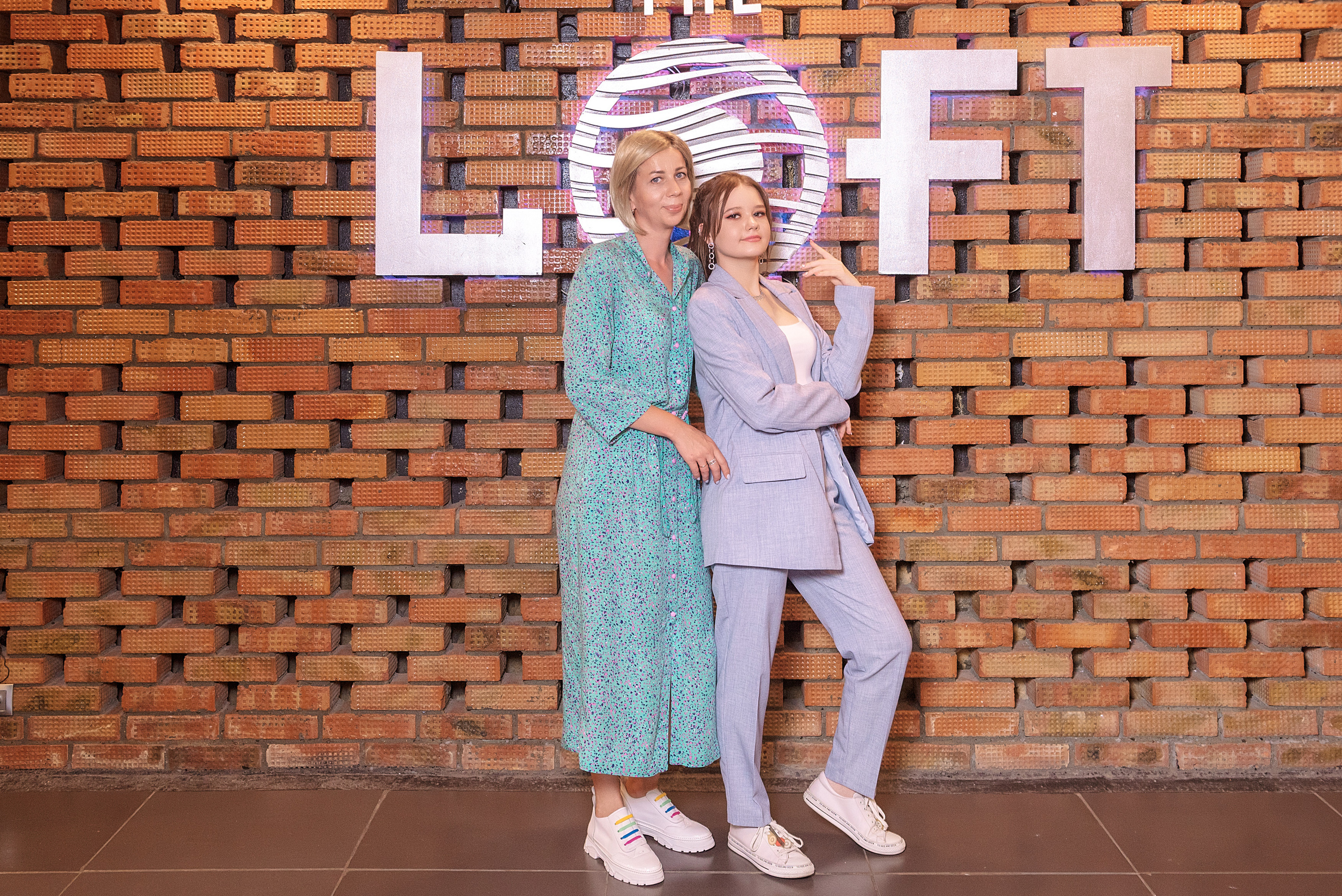 ВЫПУСКНОЙ 11А шк106. Семейный, свадебный, школьный фотограф в Железногорске Целуев Андрей