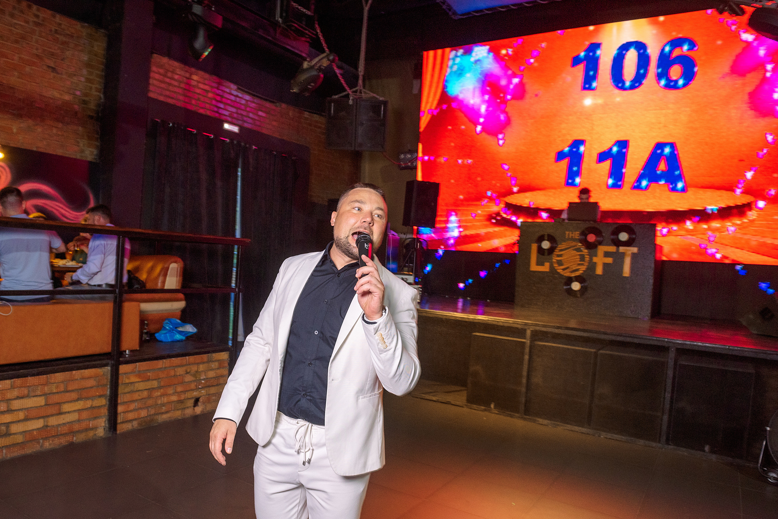 ВЫПУСКНОЙ 11А шк106. Семейный, свадебный, школьный фотограф в Железногорске Целуев Андрей