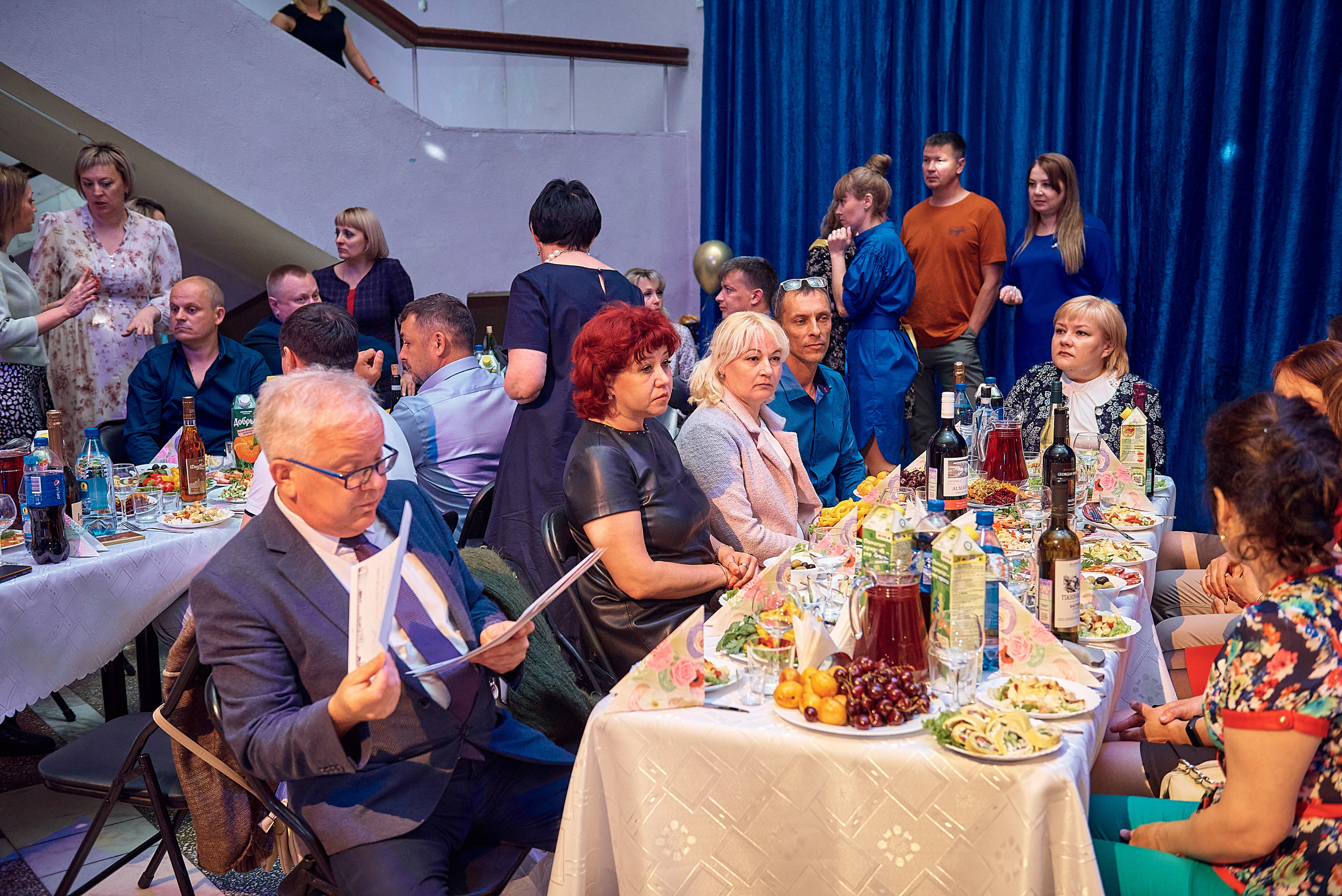 Выпускной 11 кл школа 100 2021 г. Семейный, свадебный, школьный фотограф в Железногорске Целуев Андрей