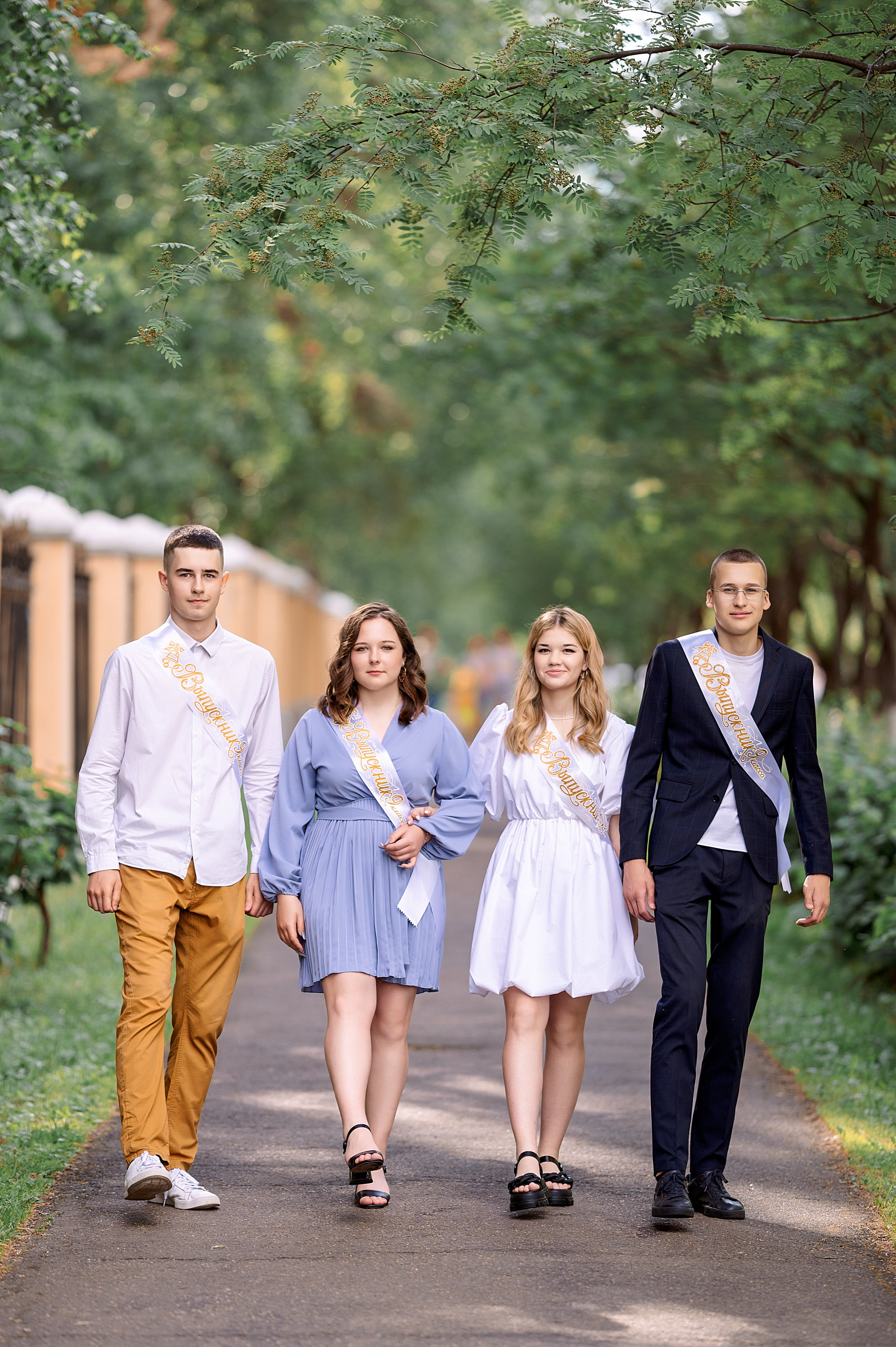 ВЫПУСКНОЙ 9кл. гимназия 91. Семейный, свадебный, школьный фотограф в Железногорске Целуев Андрей