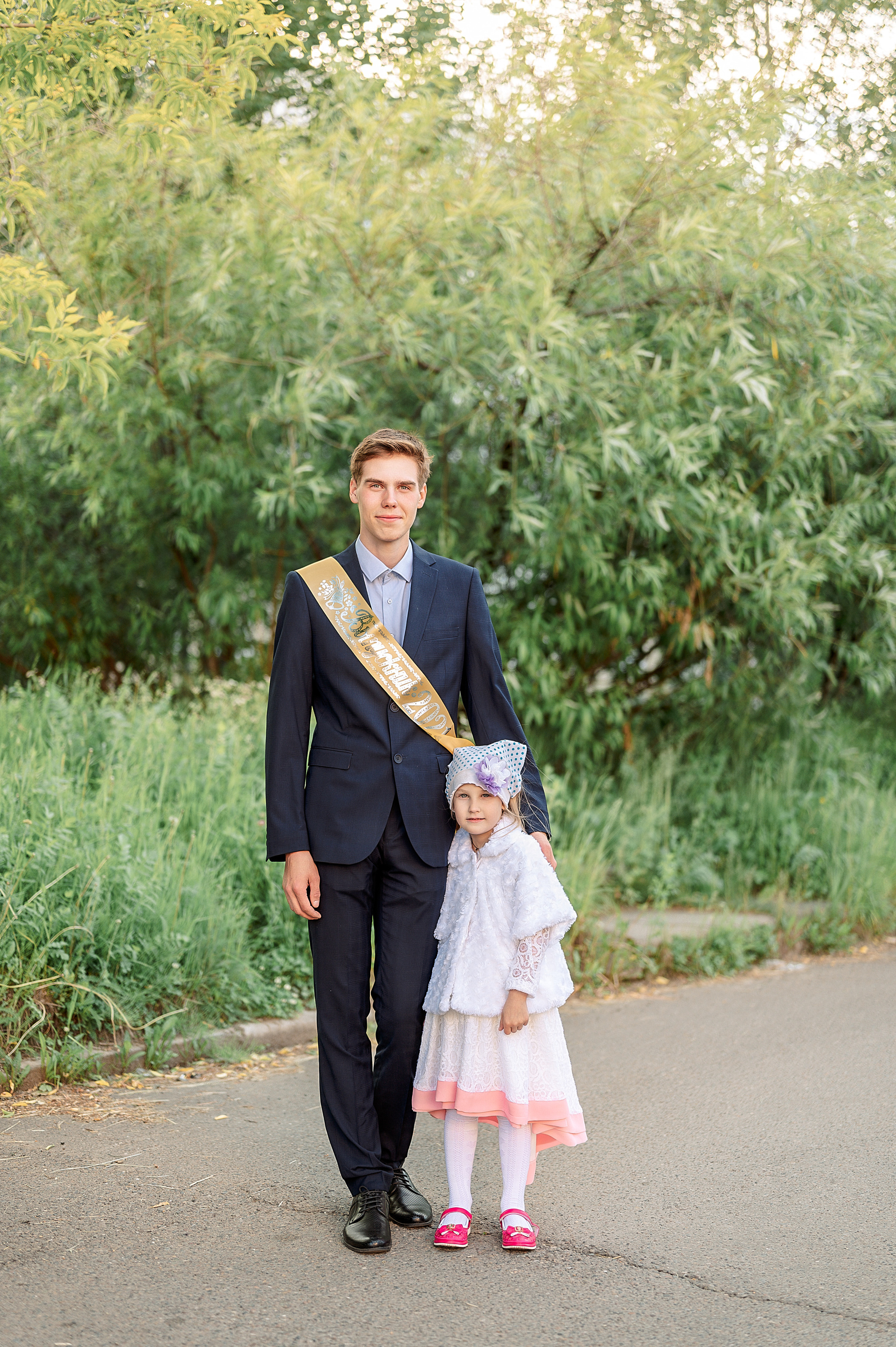 Выпускной 11 кл школа 100 2021 г. Семейный, свадебный, школьный фотограф в Железногорске Целуев Андрей