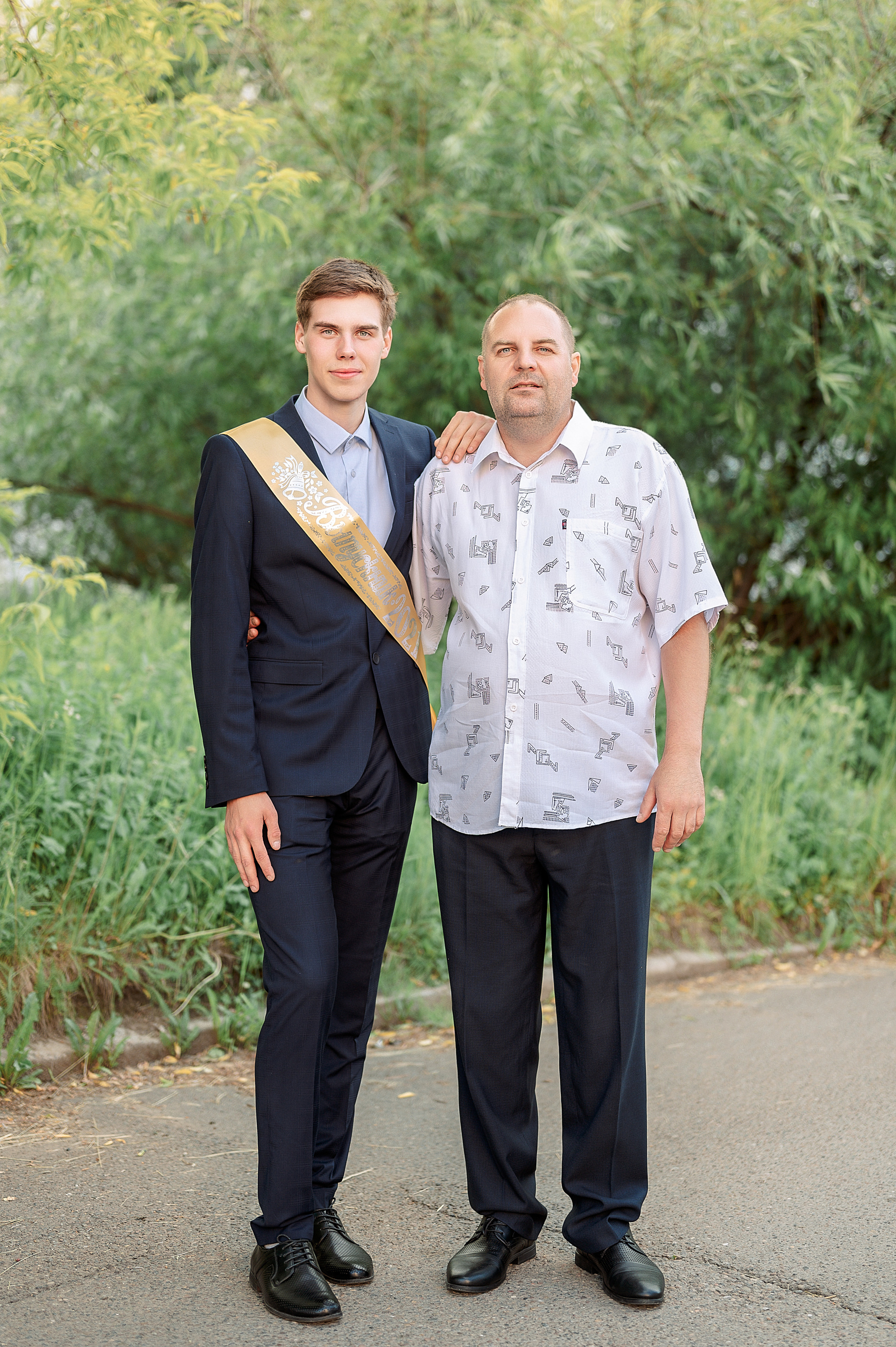 Выпускной 11 кл школа 100 2021 г. Семейный, свадебный, школьный фотограф в Железногорске Целуев Андрей