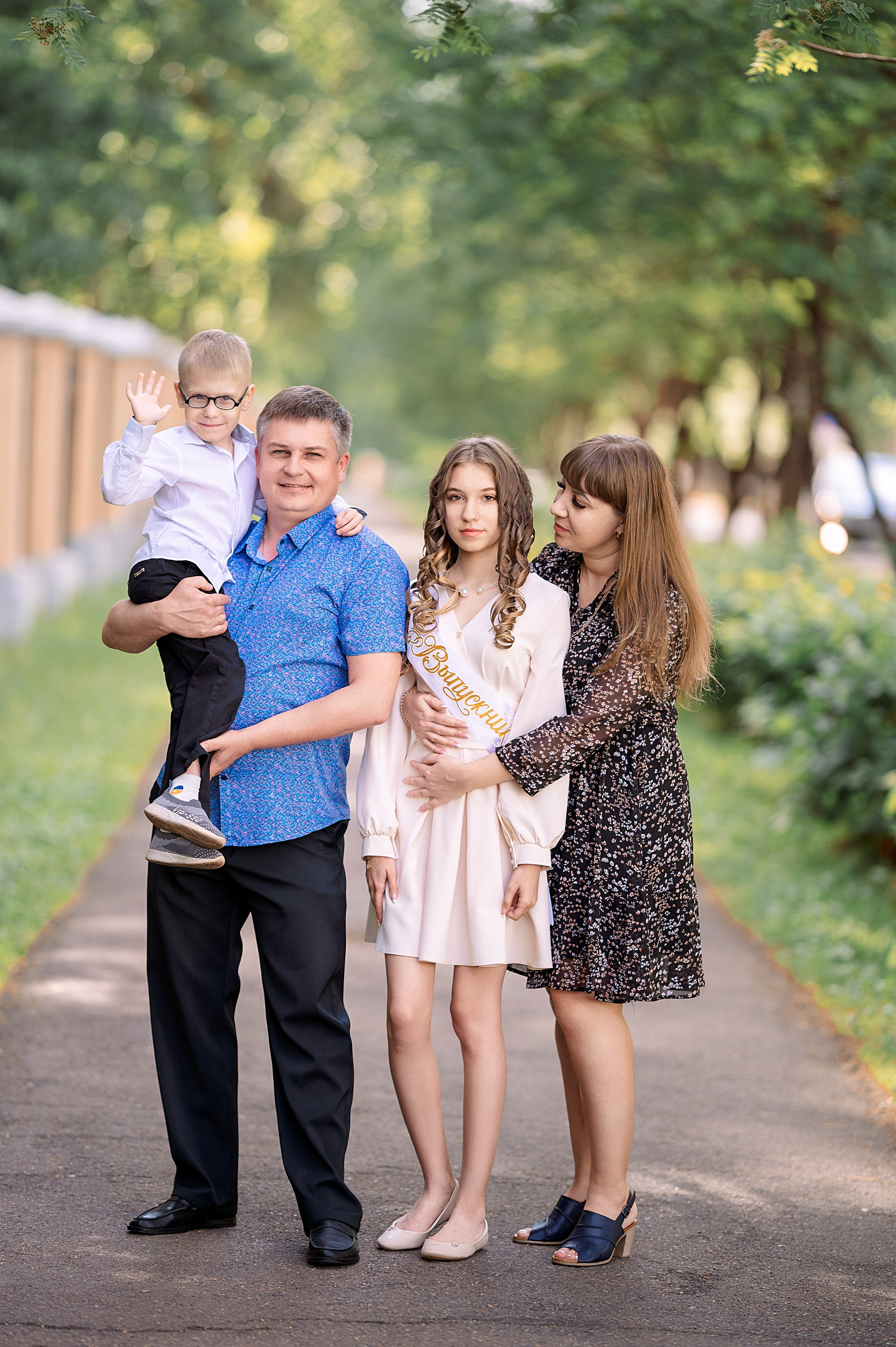 ВЫПУСКНОЙ 9кл. гимназия 91. Семейный, свадебный, школьный фотограф в Железногорске Целуев Андрей