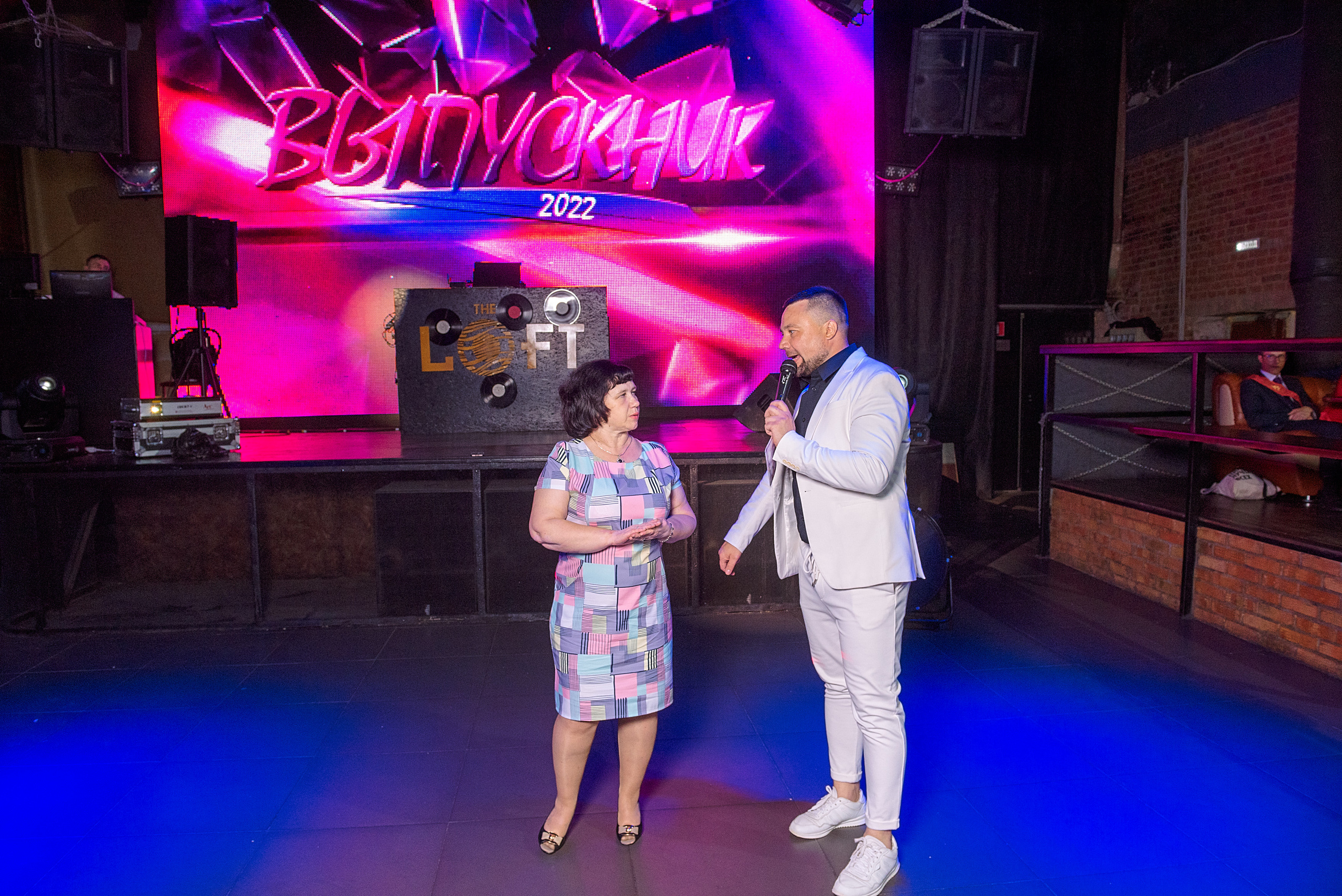 ВЫПУСКНОЙ 11А шк106. Семейный, свадебный, школьный фотограф в Железногорске Целуев Андрей