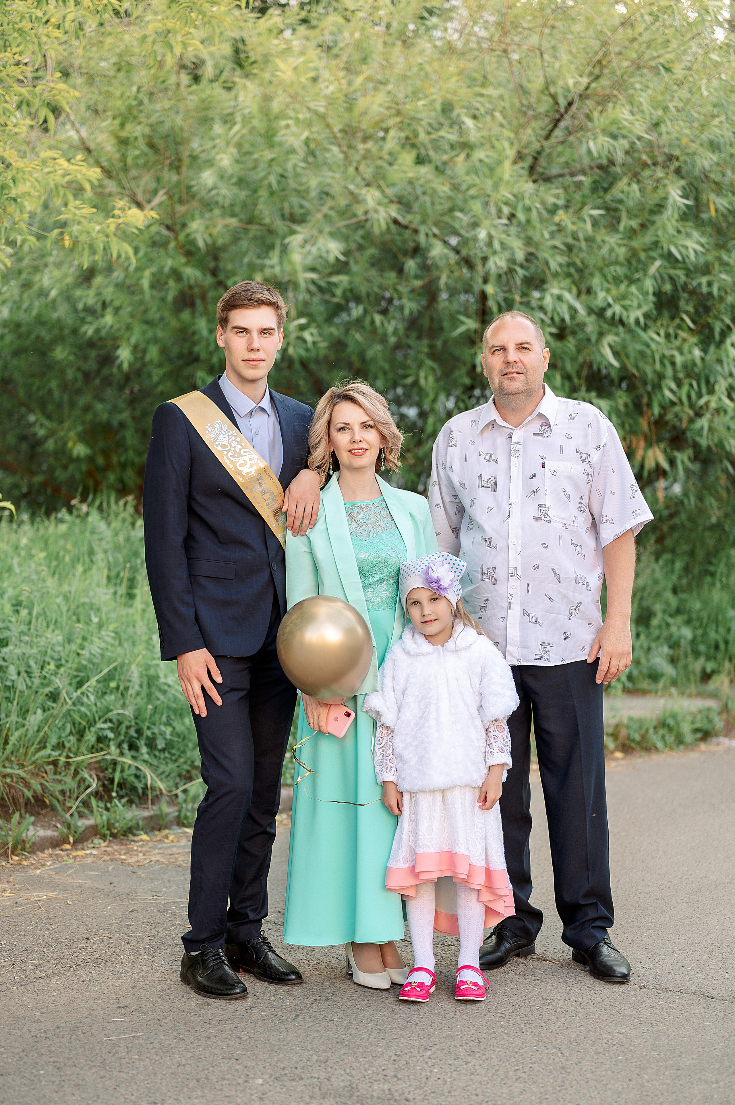 Выпускной 11 кл школа 100 2021 г. Семейный, свадебный, школьный фотограф в Железногорске Целуев Андрей