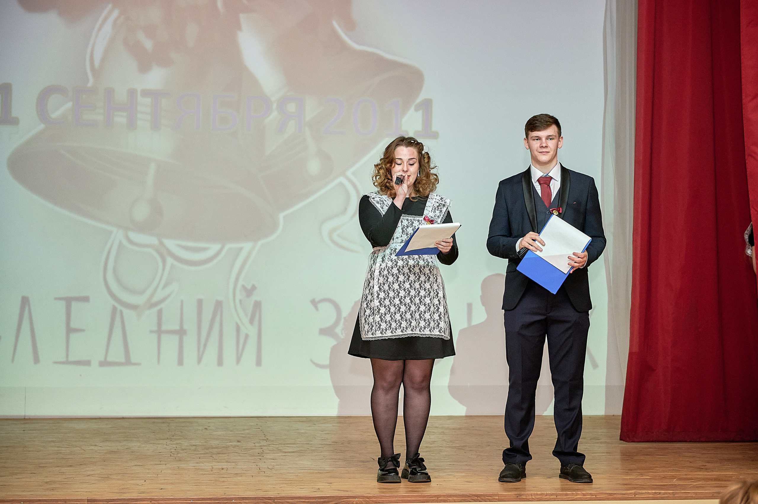 Последний звонок шк. 106 2022. Семейный, свадебный, школьный фотограф в Железногорске Целуев Андрей