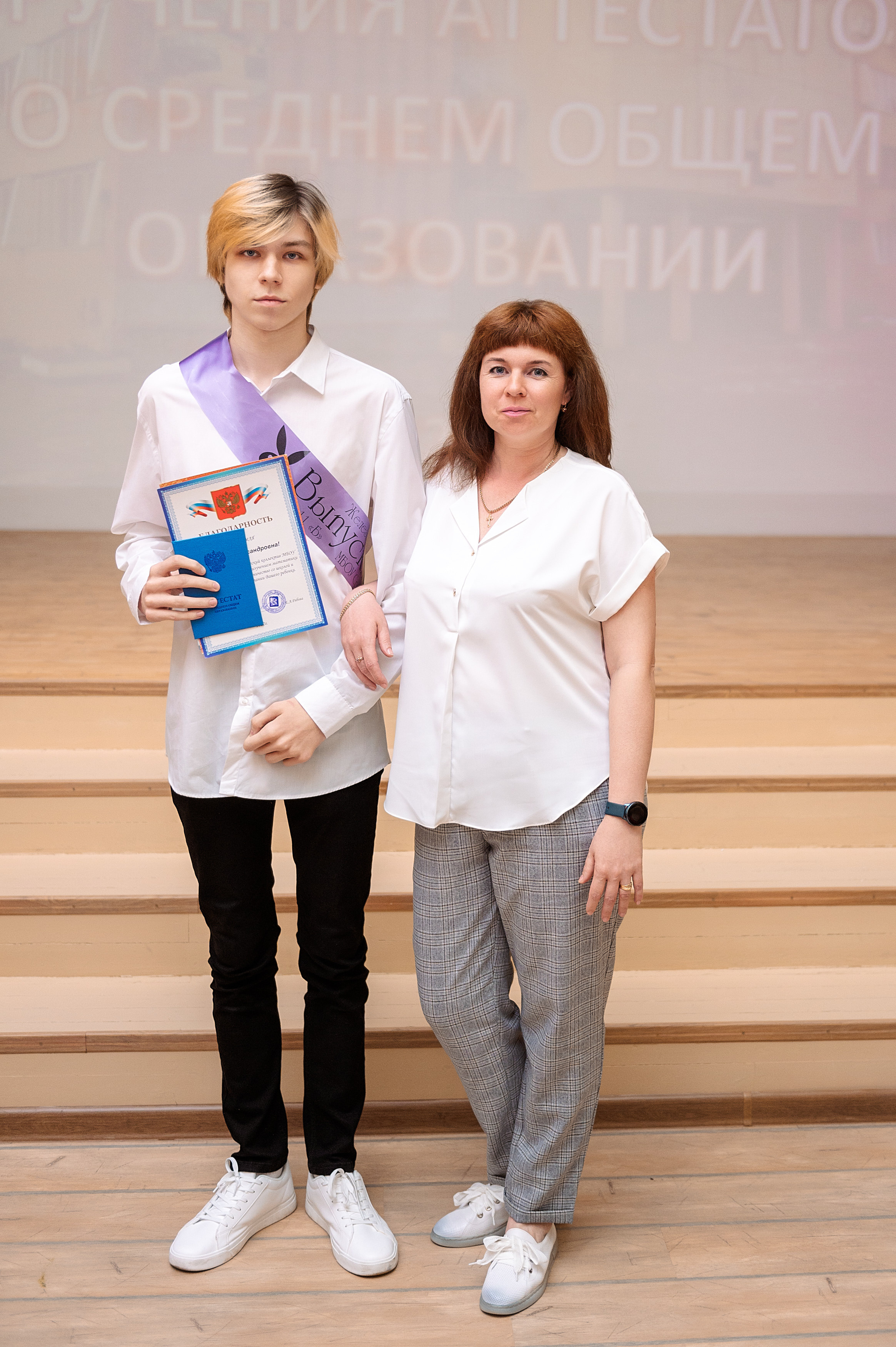 ВЫПУСКНОЙ 11А шк106. Семейный, свадебный, школьный фотограф в Железногорске Целуев Андрей