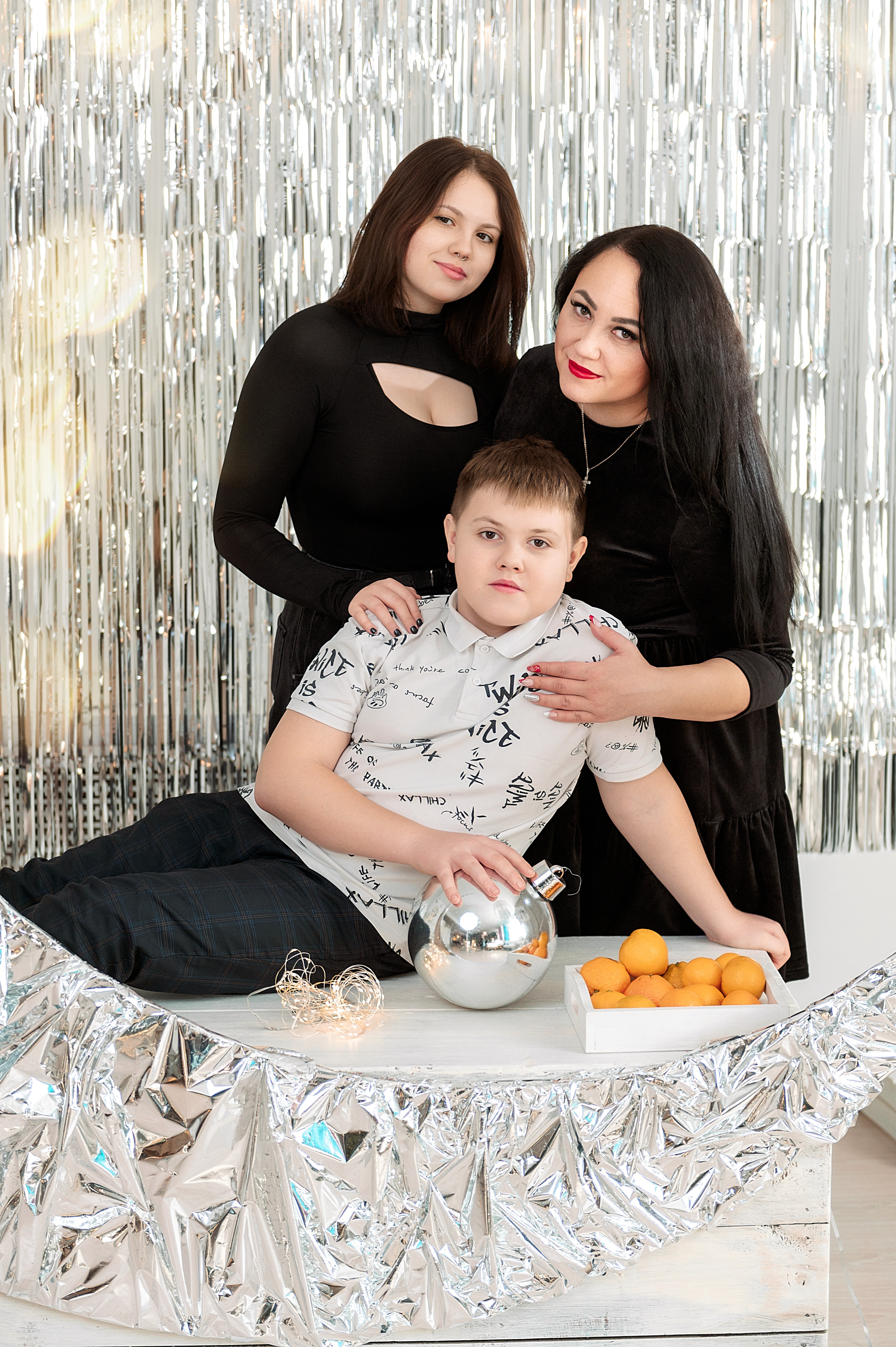 Семья Крестининых и друзья. Семейный, свадебный, школьный фотограф в Железногорске Целуев Андрей