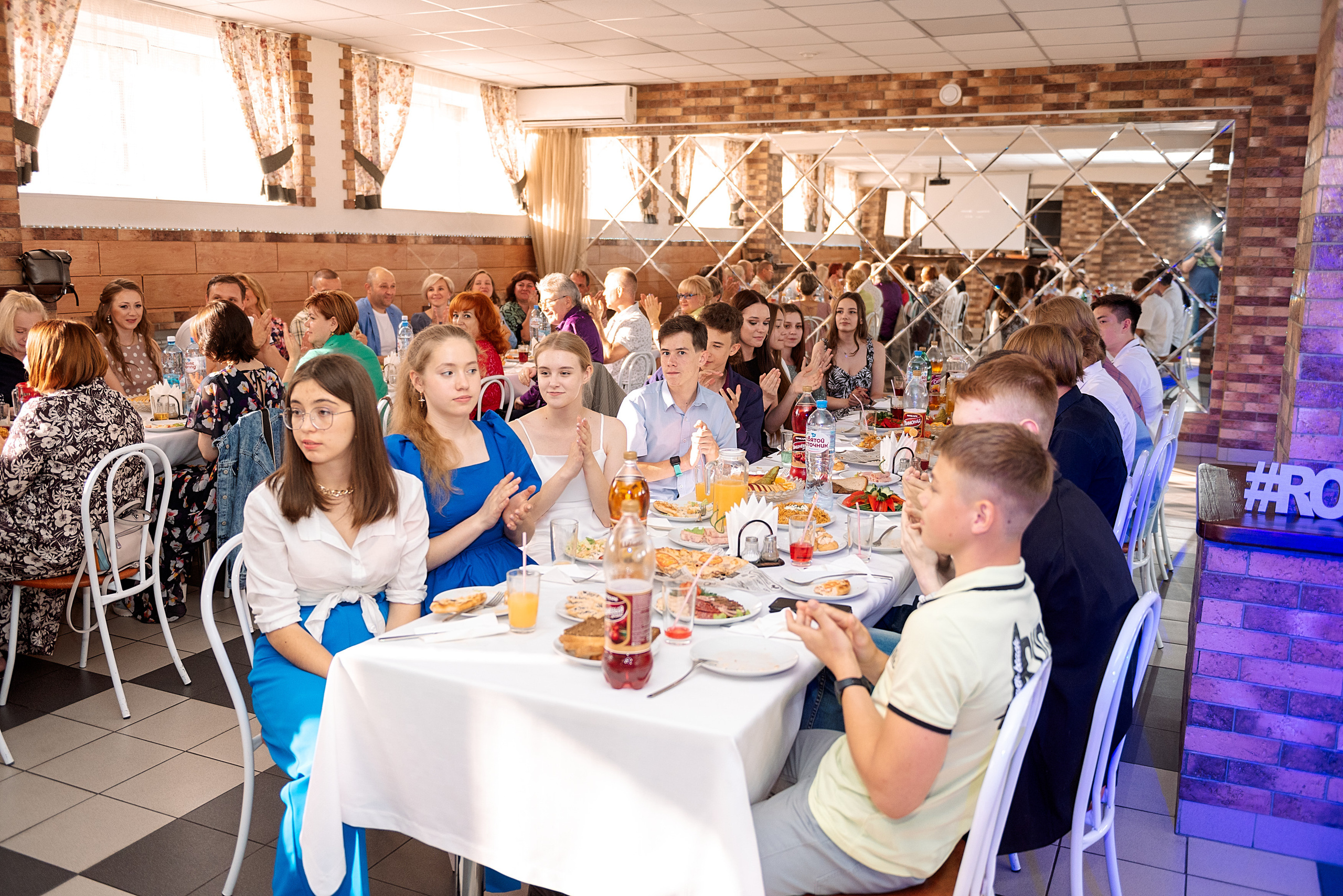 ВЫПУСКНОЙ 9кл. шк.106. Семейный, свадебный, школьный фотограф в Железногорске Целуев Андрей