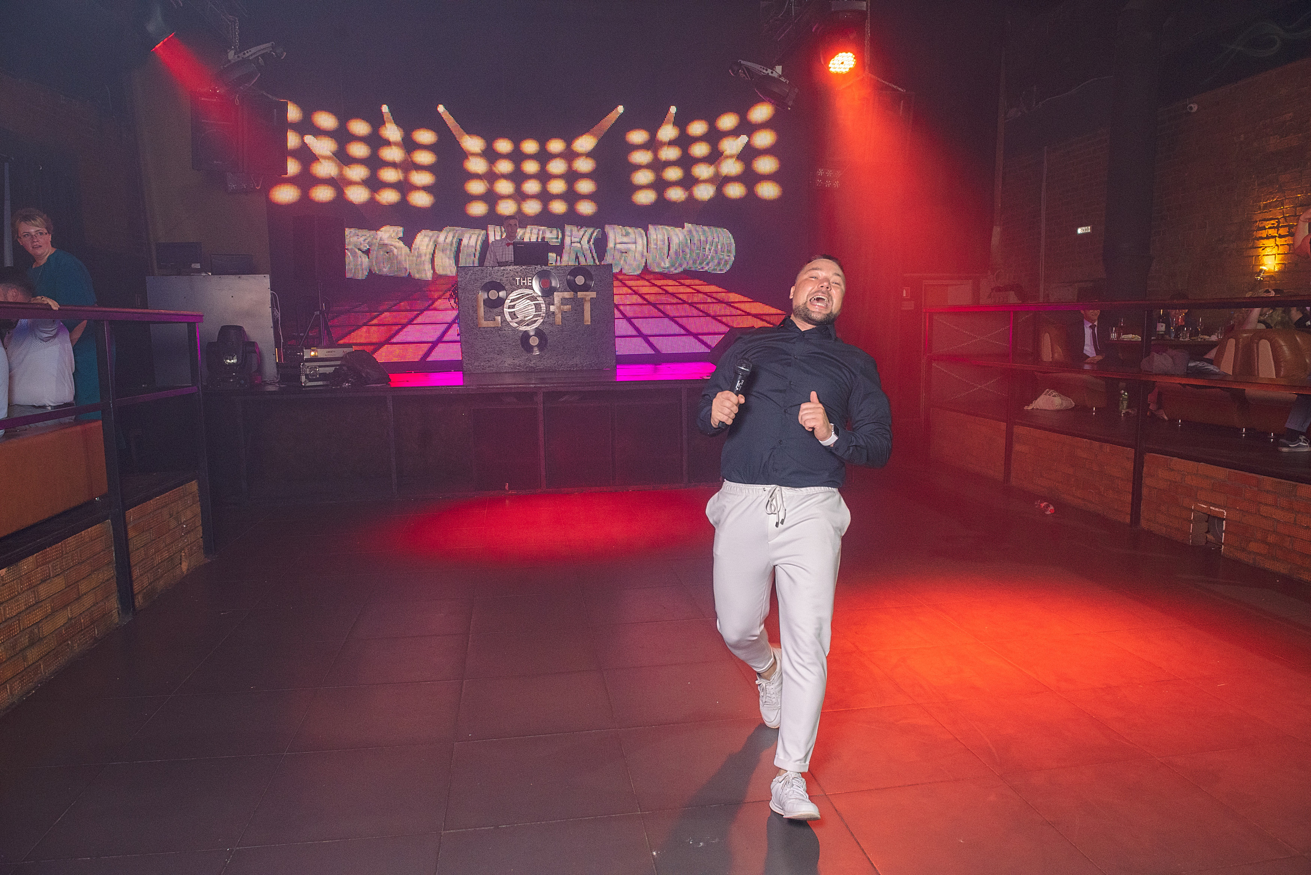 ВЫПУСКНОЙ 11А шк106. Семейный, свадебный, школьный фотограф в Железногорске Целуев Андрей