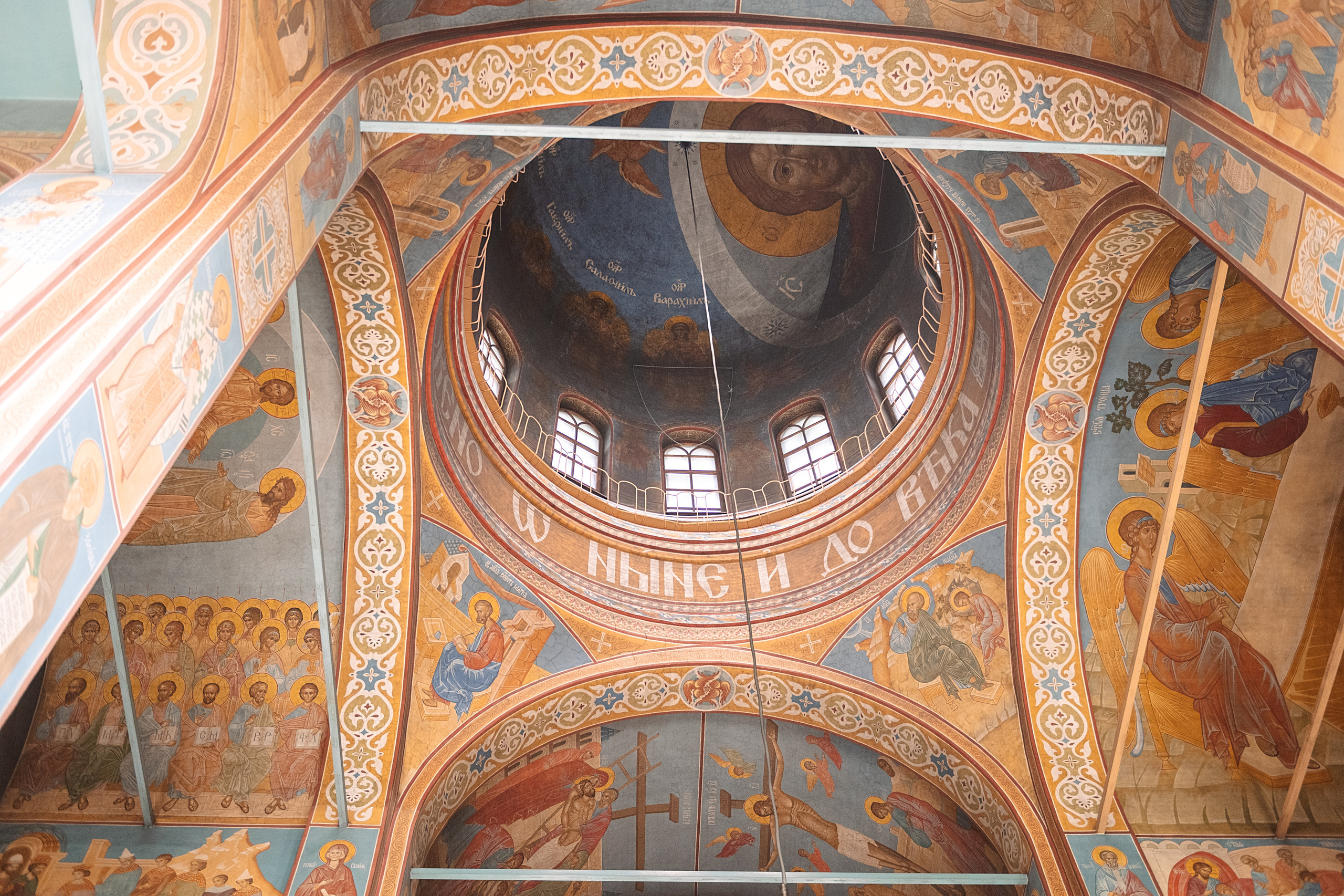 Крещение Артема. Семейный, свадебный, школьный фотограф в Железногорске Целуев Андрей