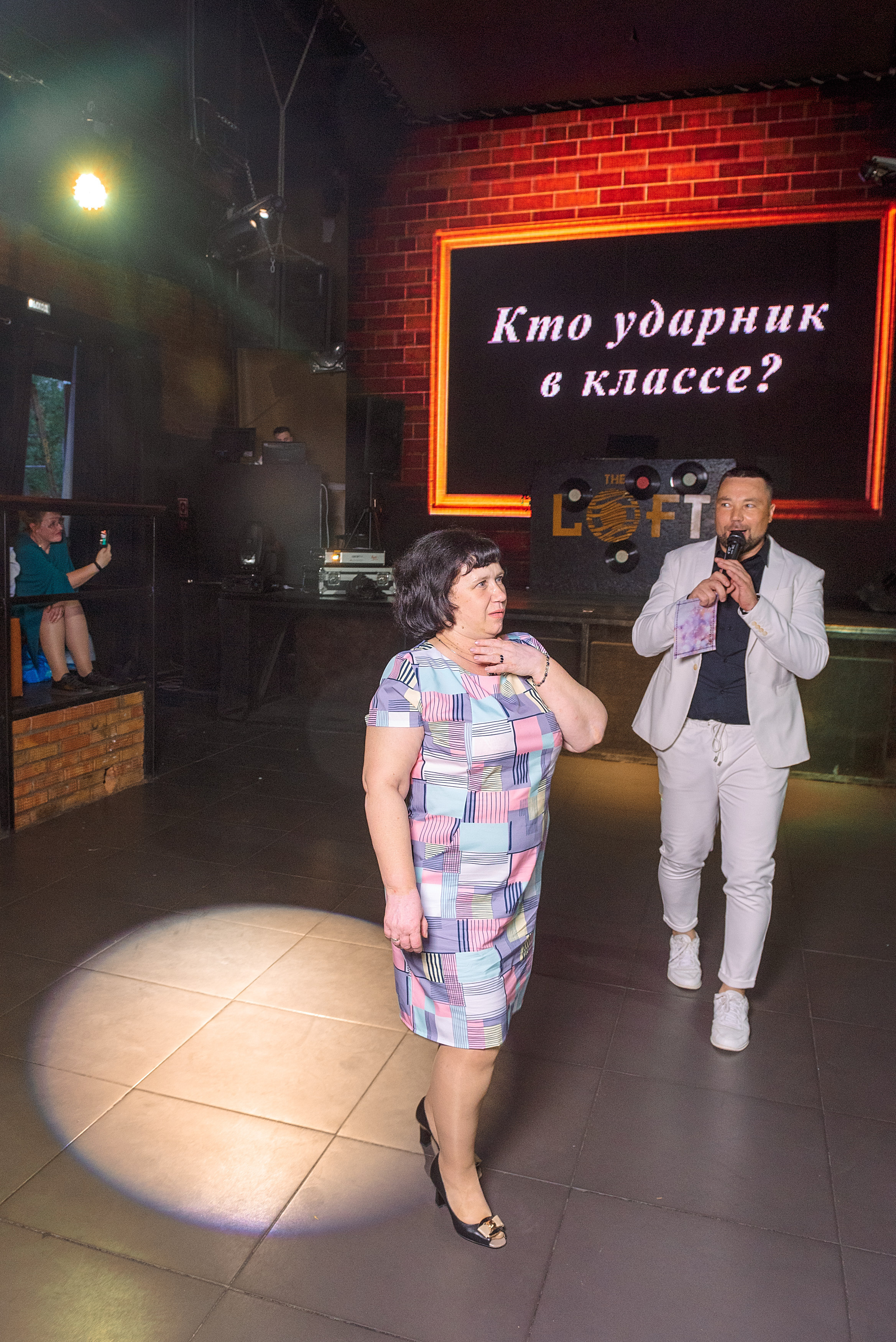 ВЫПУСКНОЙ 11А шк106. Семейный, свадебный, школьный фотограф в Железногорске Целуев Андрей