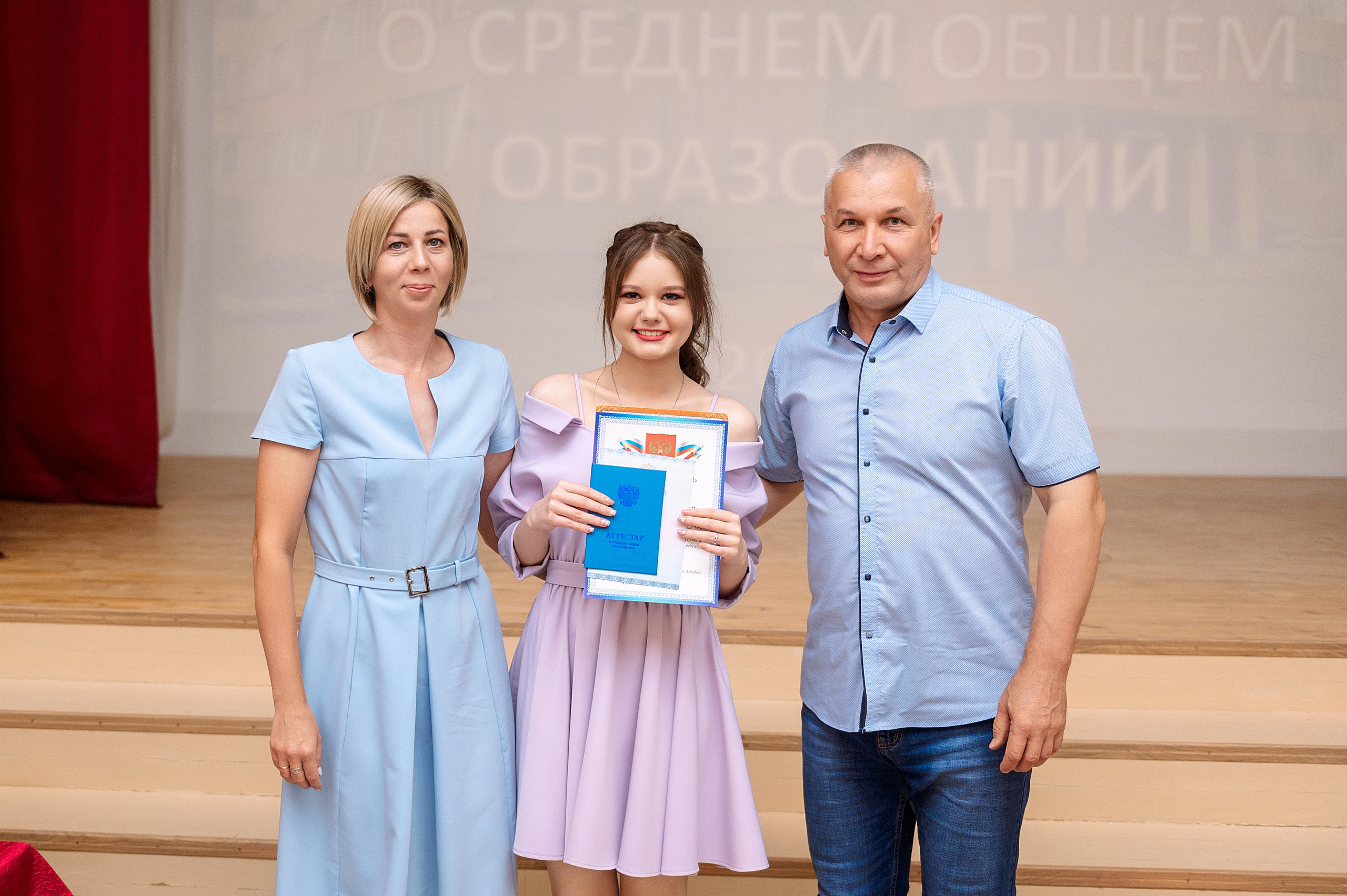 ВЫПУСКНОЙ 11А шк106. Семейный, свадебный, школьный фотограф в Железногорске Целуев Андрей