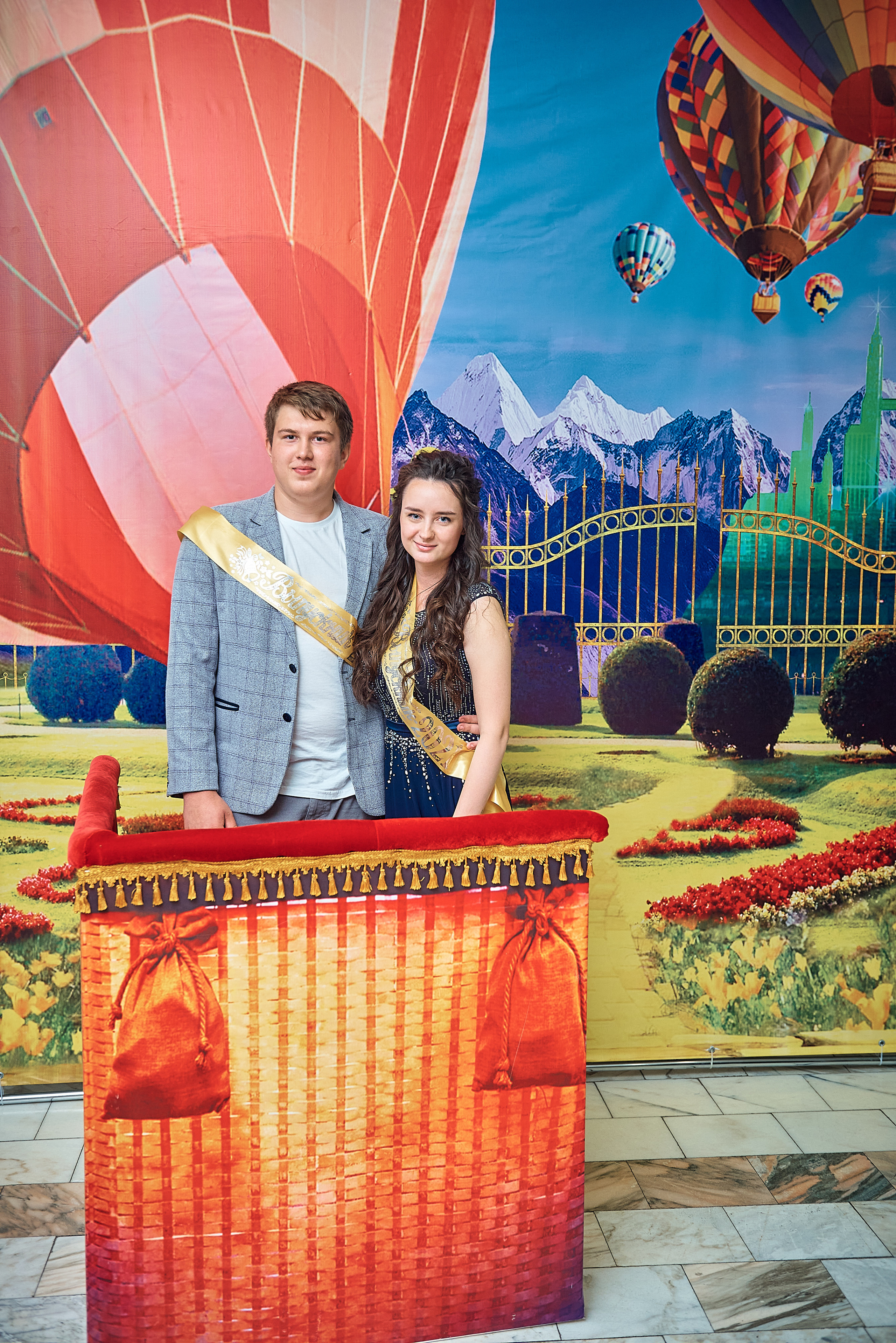 Выпускной 11 кл школа 100 2021 г. Семейный, свадебный, школьный фотограф в Железногорске Целуев Андрей