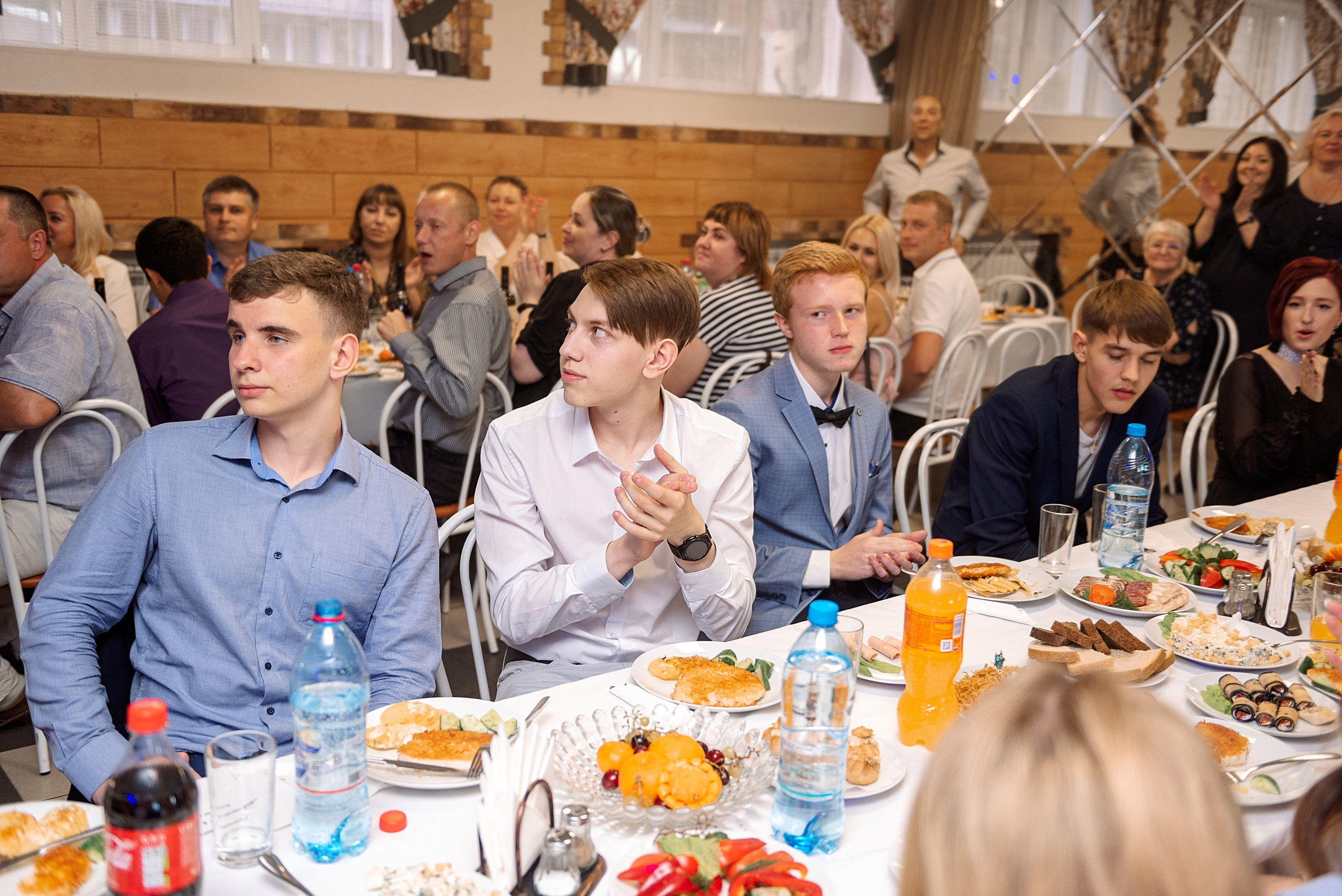 ВЫПУСКНОЙ 9кл. гимназия 91. Семейный, свадебный, школьный фотограф в Железногорске Целуев Андрей