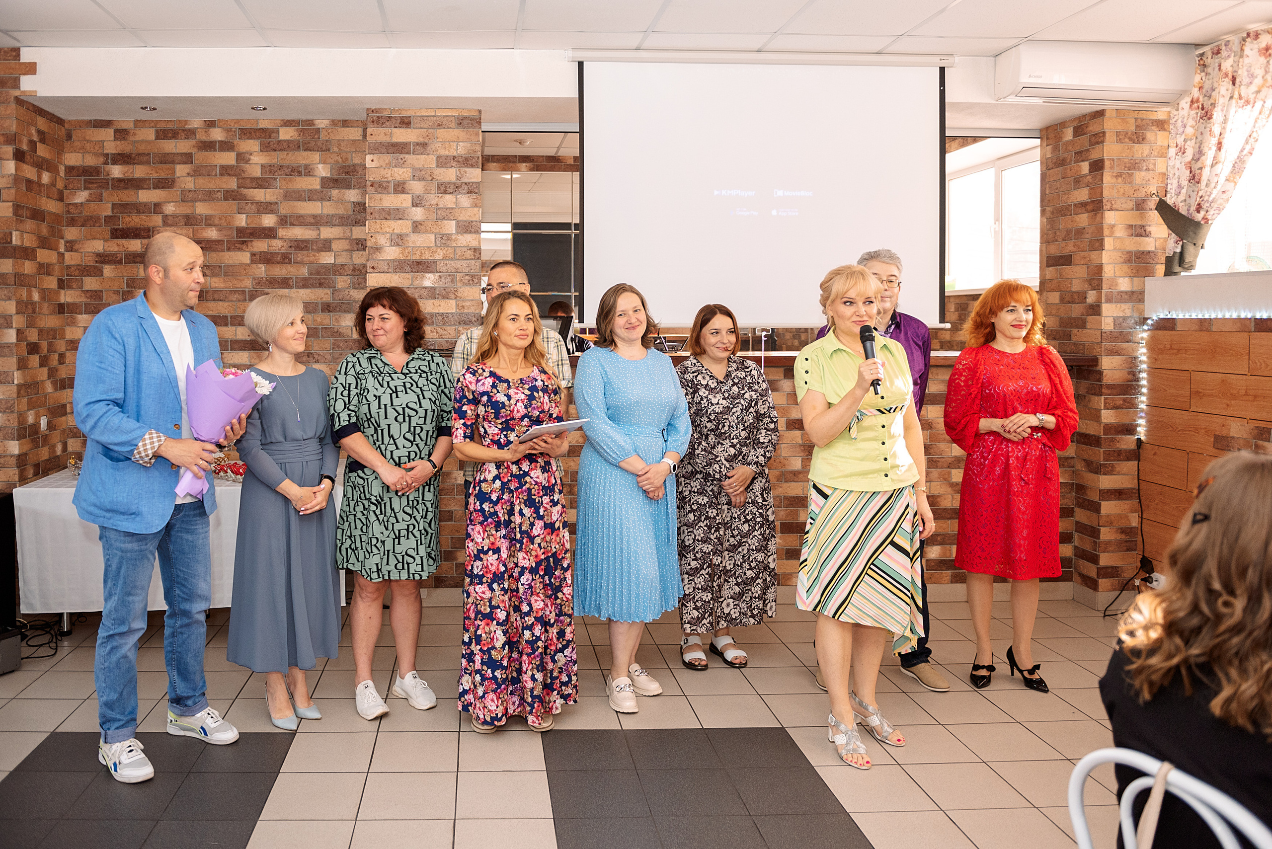 ВЫПУСКНОЙ 9кл. шк.106. Семейный, свадебный, школьный фотограф в Железногорске Целуев Андрей