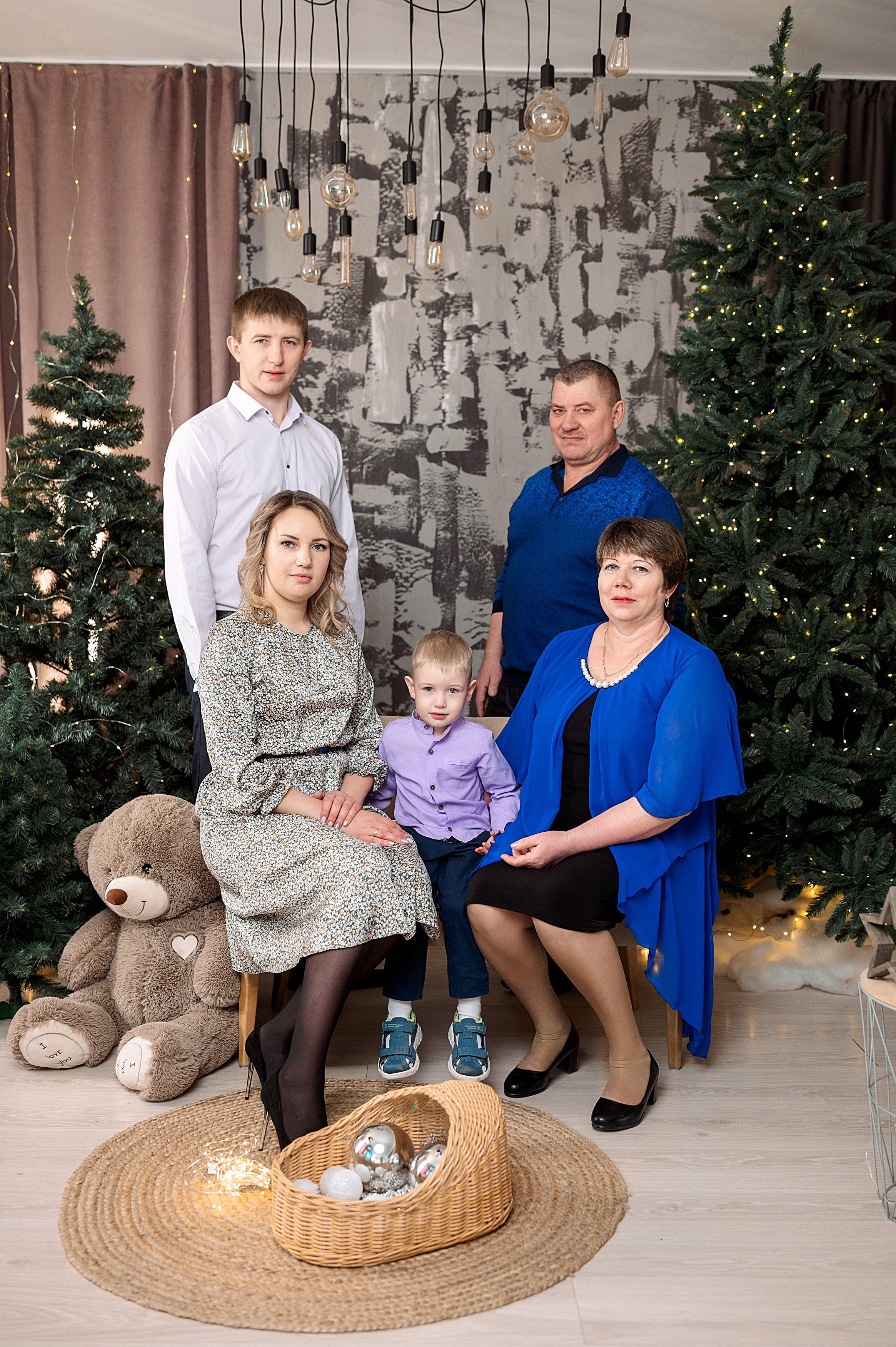 Кристина, Николай и Рома. Семейный, свадебный, школьный фотограф в Железногорске Целуев Андрей