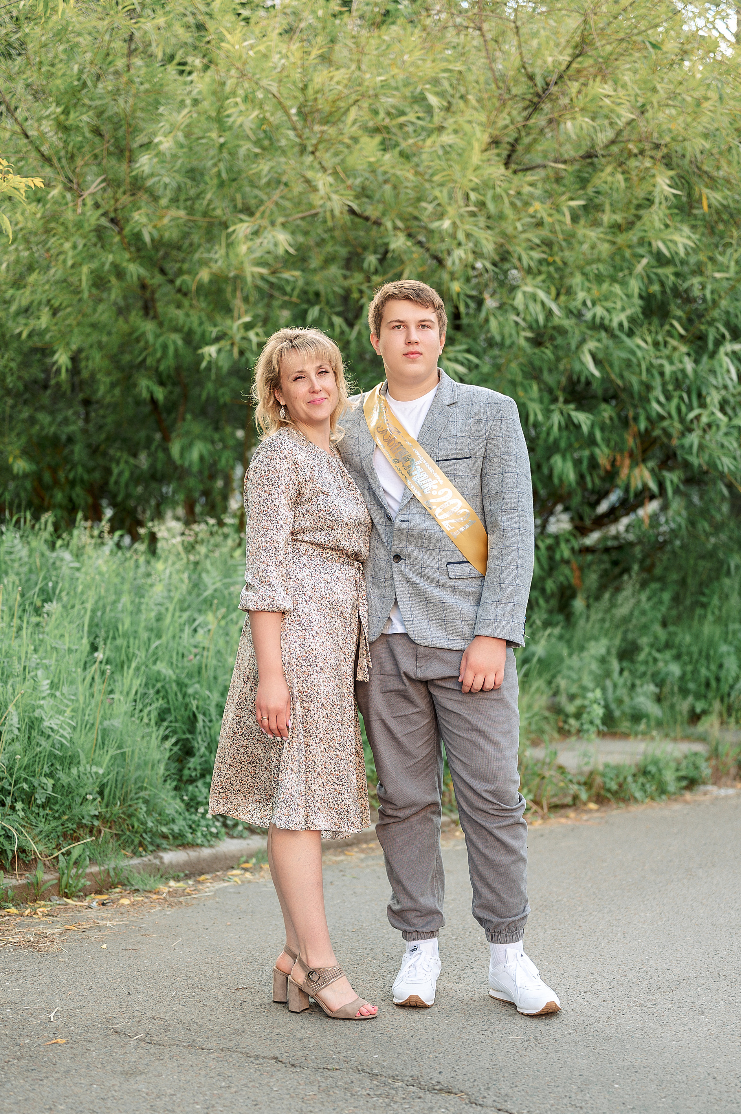 Выпускной 11 кл школа 100 2021 г. Семейный, свадебный, школьный фотограф в Железногорске Целуев Андрей