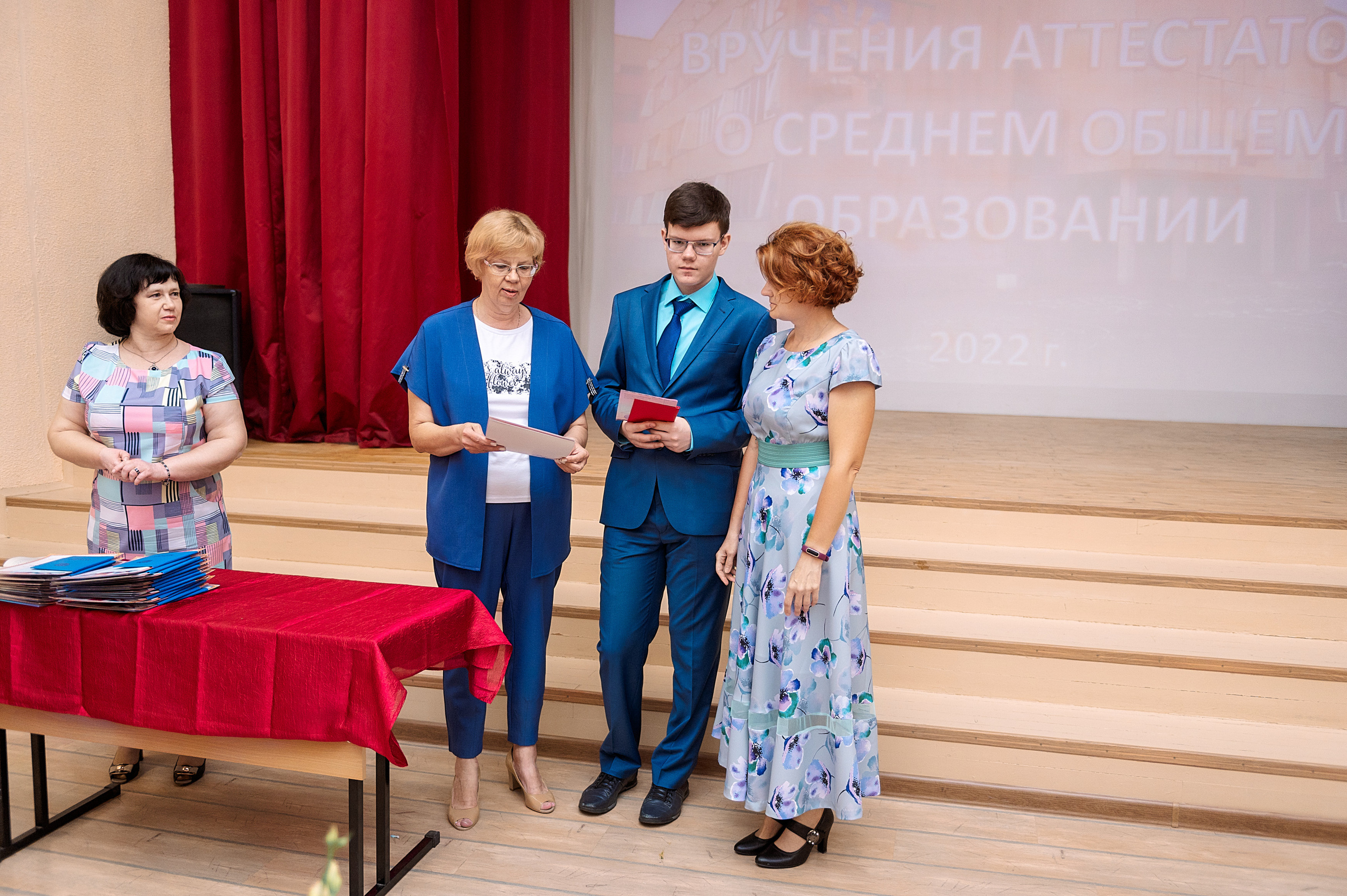 ВЫПУСКНОЙ 11А шк106. Семейный, свадебный, школьный фотограф в Железногорске Целуев Андрей