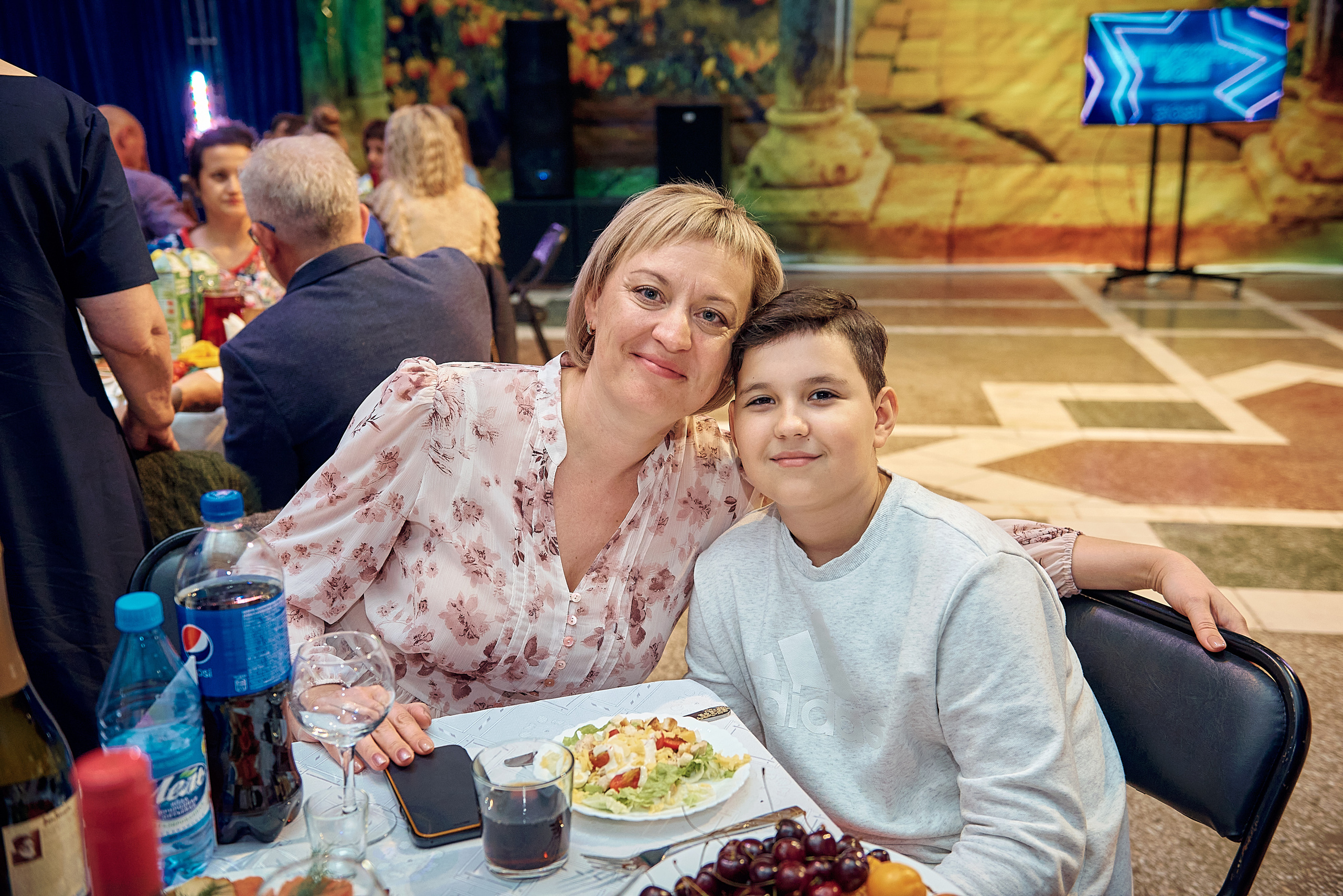 Выпускной 11 кл школа 100 2021 г. Семейный, свадебный, школьный фотограф в Железногорске Целуев Андрей