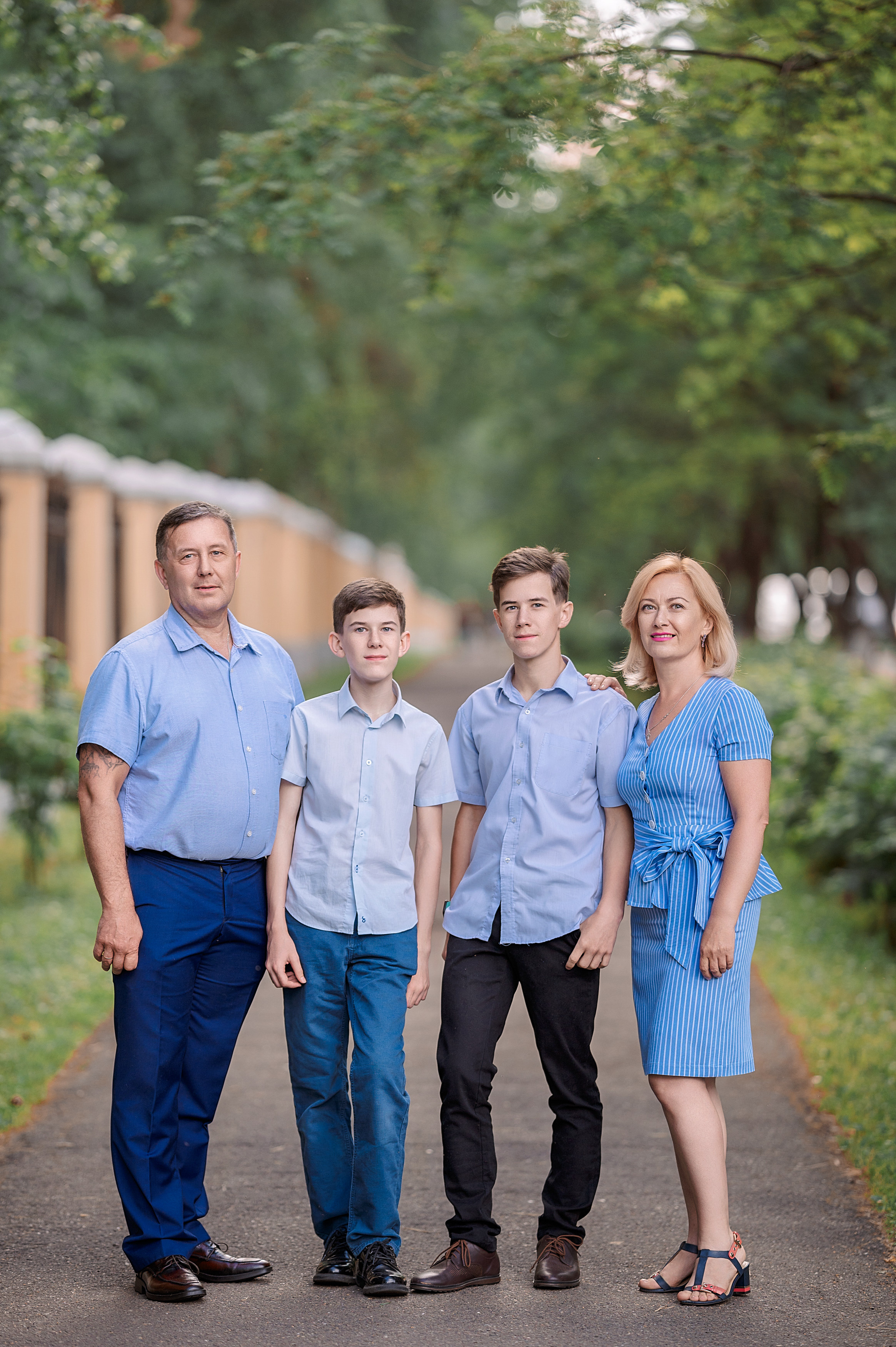 ВЫПУСКНОЙ 9кл. шк.106. Семейный, свадебный, школьный фотограф в Железногорске Целуев Андрей