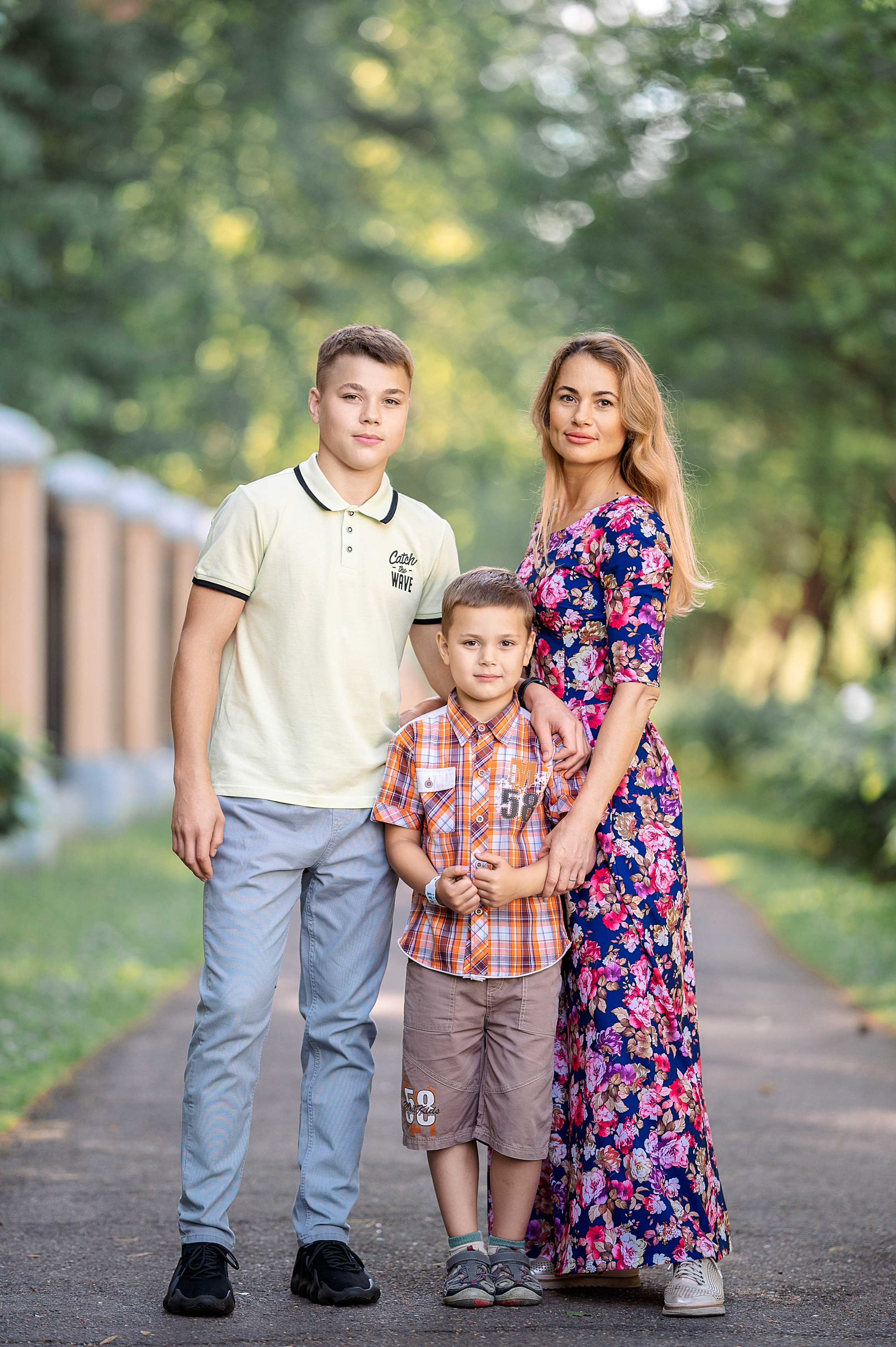 ВЫПУСКНОЙ 9кл. шк.106. Семейный, свадебный, школьный фотограф в Железногорске Целуев Андрей