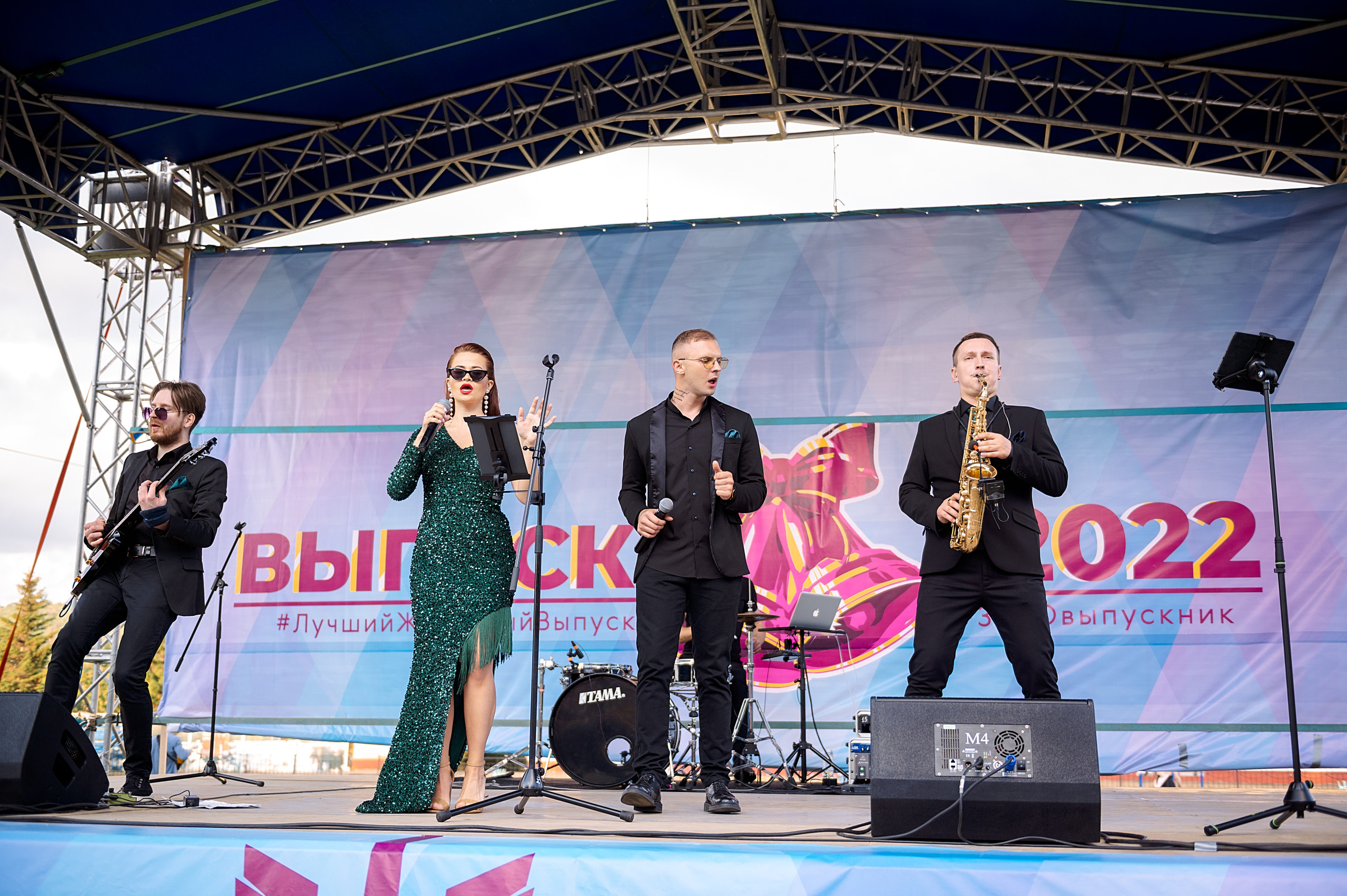 ВЫПУСКНОЙ 11А шк106. Семейный, свадебный, школьный фотограф в Железногорске Целуев Андрей