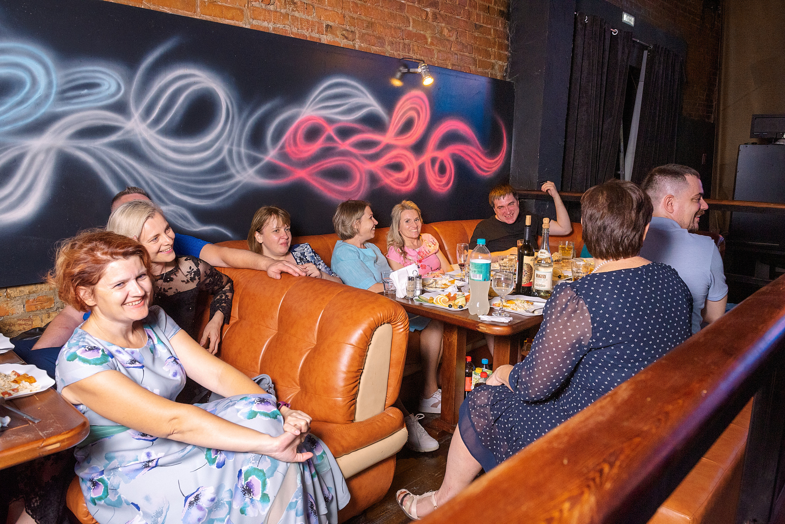 ВЫПУСКНОЙ 11А шк106. Семейный, свадебный, школьный фотограф в Железногорске Целуев Андрей