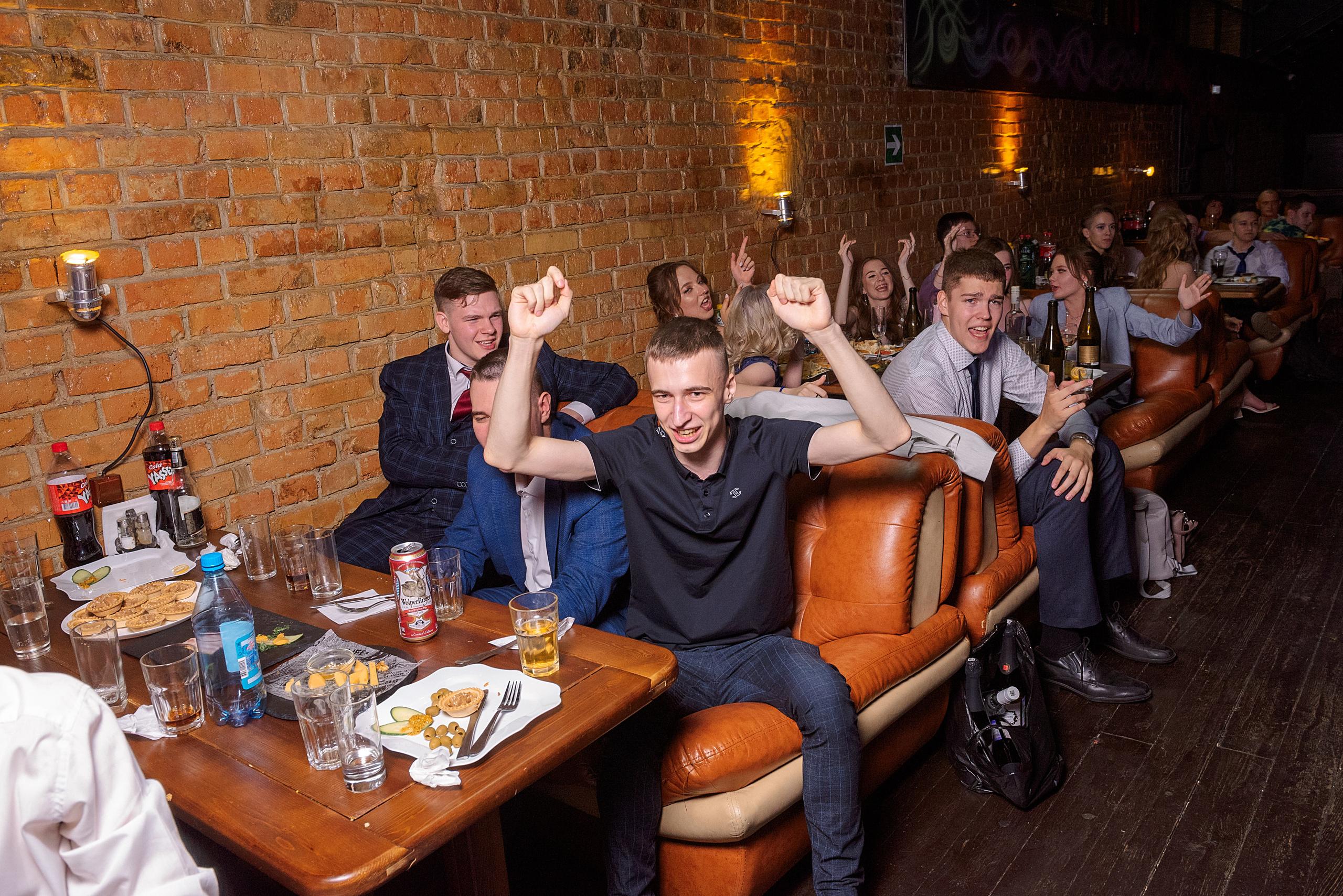 ВЫПУСКНОЙ 11А шк106. Семейный, свадебный, школьный фотограф в Железногорске Целуев Андрей